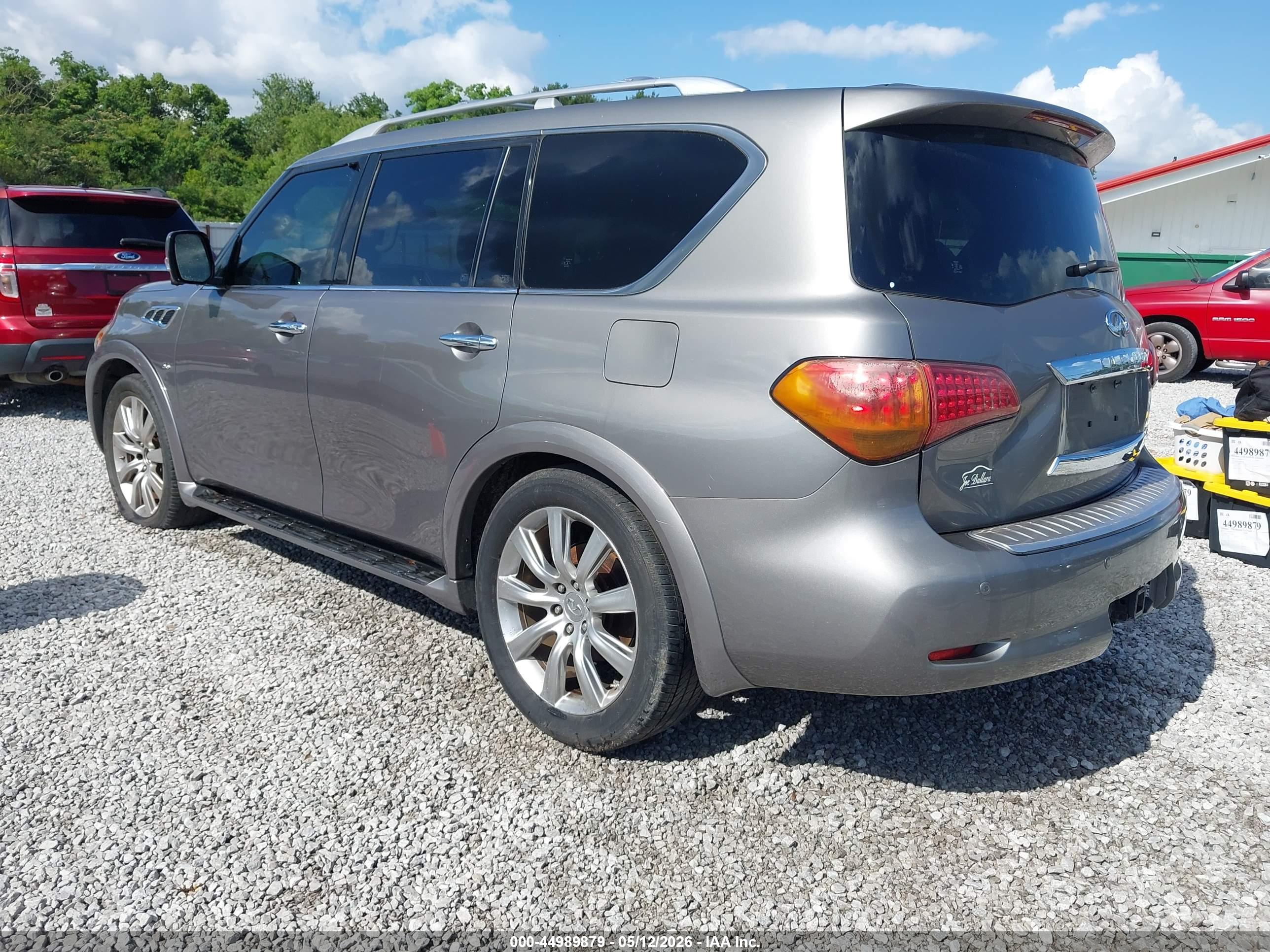 INFINITI QX80 image 3
