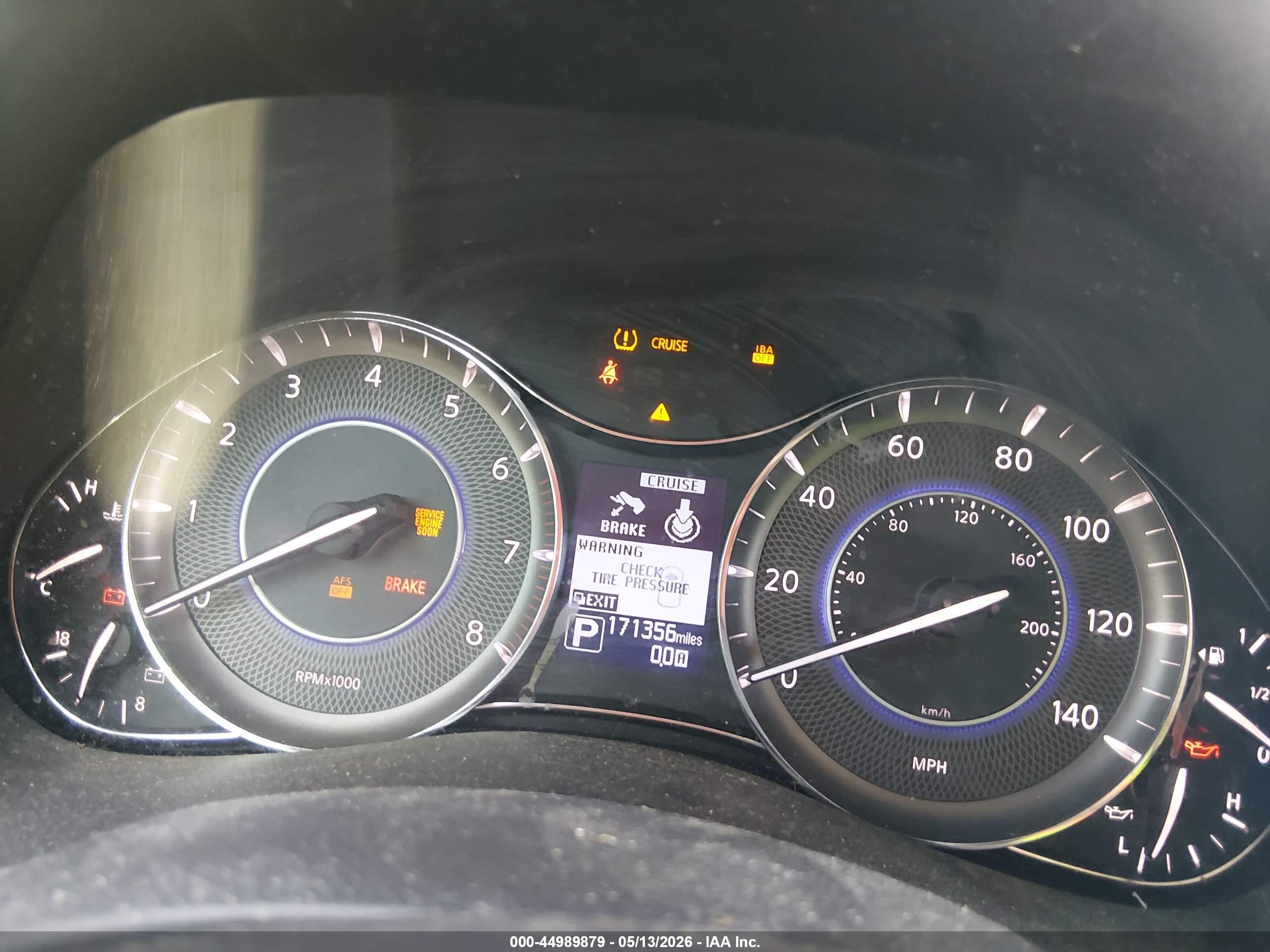 INFINITI QX80 image 7