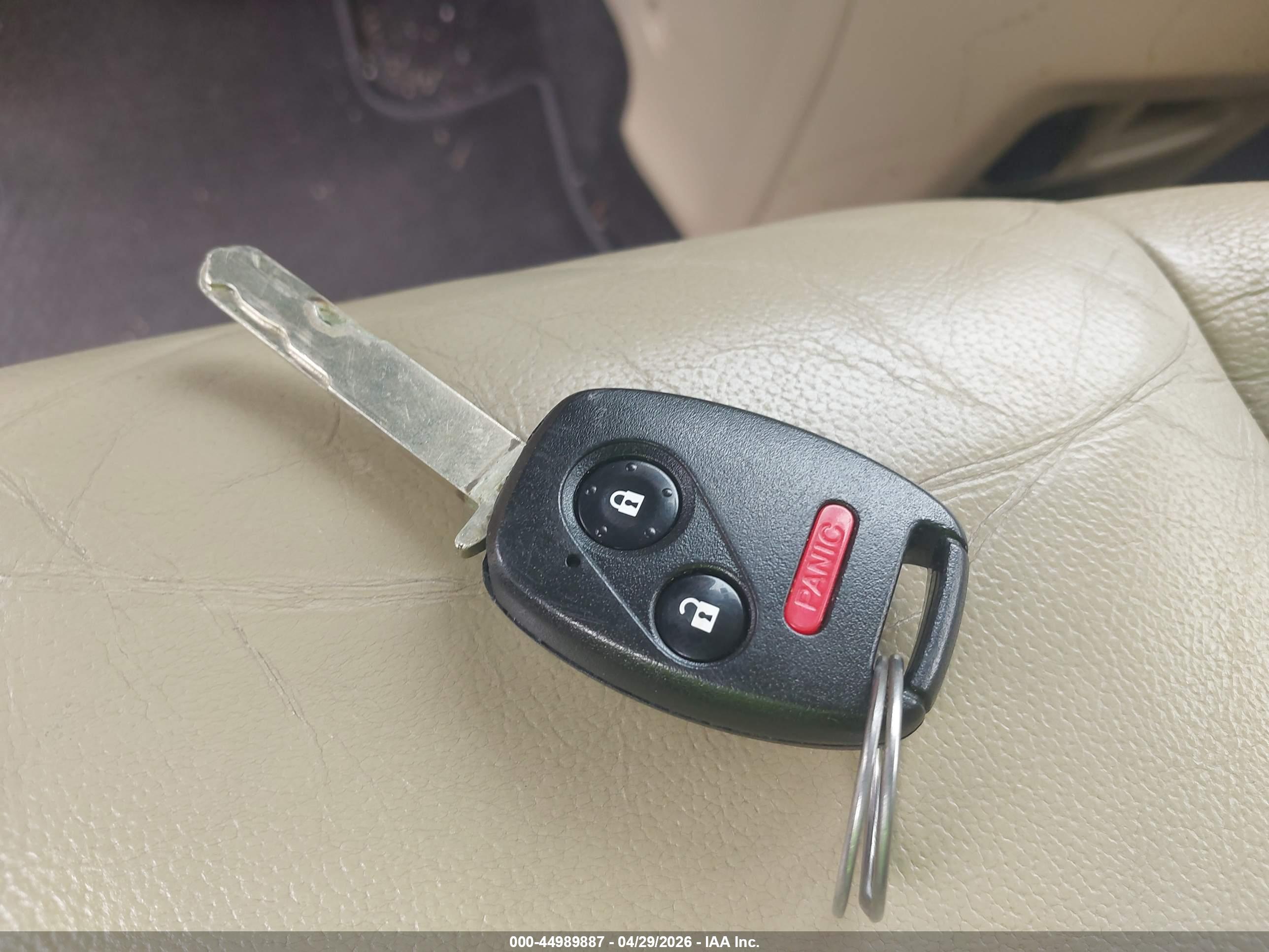 HONDA CR-V image 11