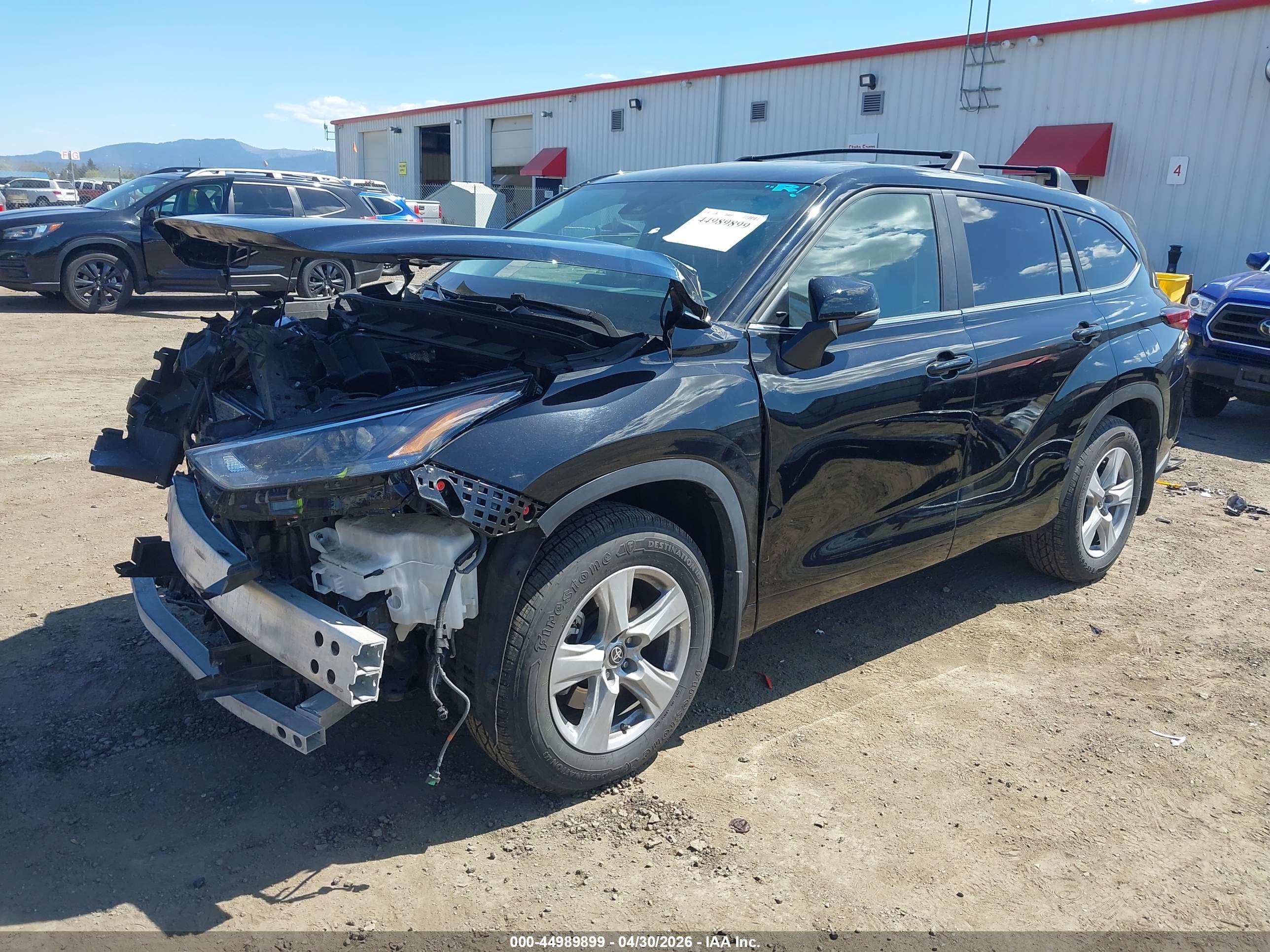 TOYOTA HIGHLANDER image 2