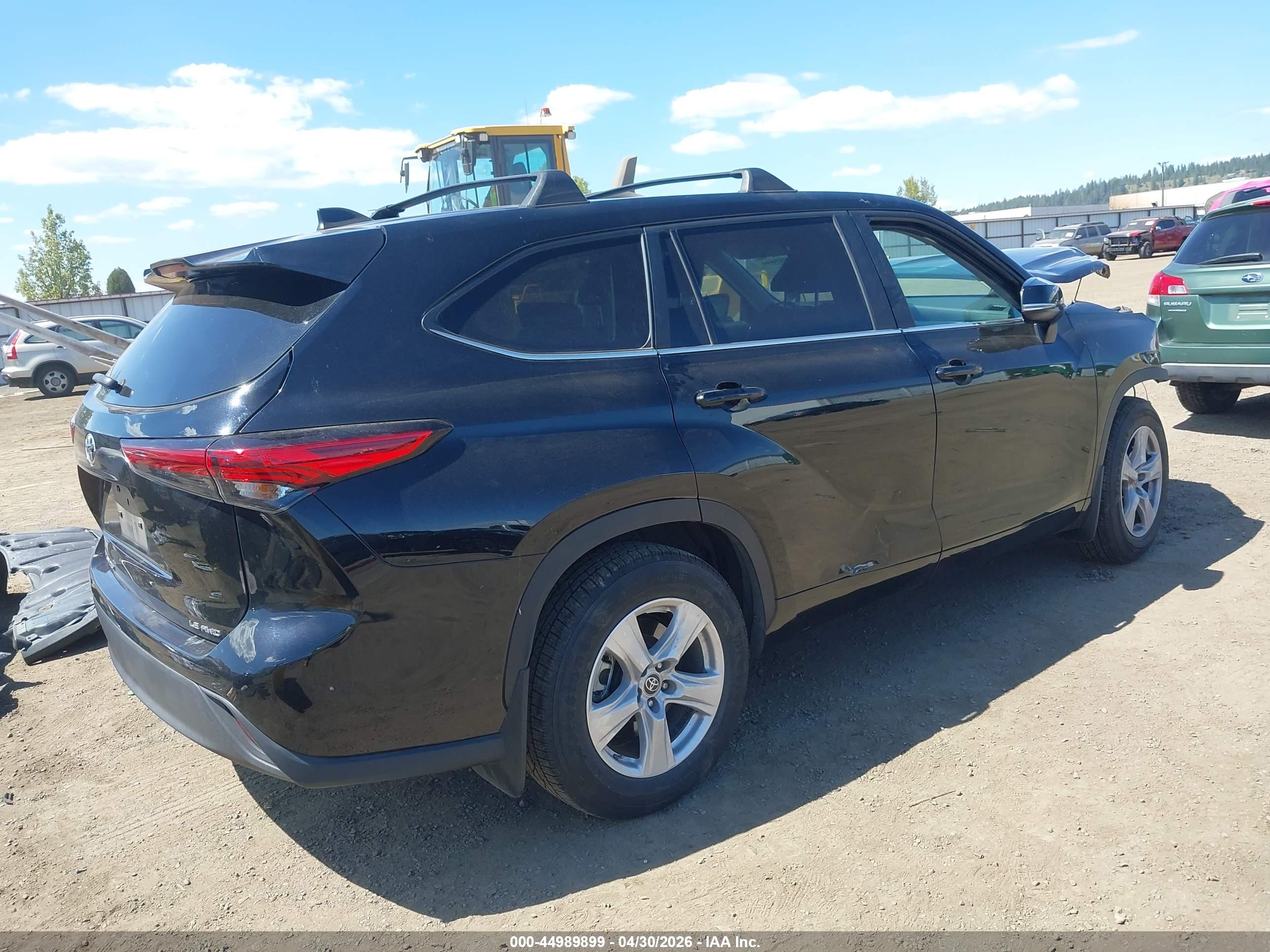TOYOTA HIGHLANDER image 4