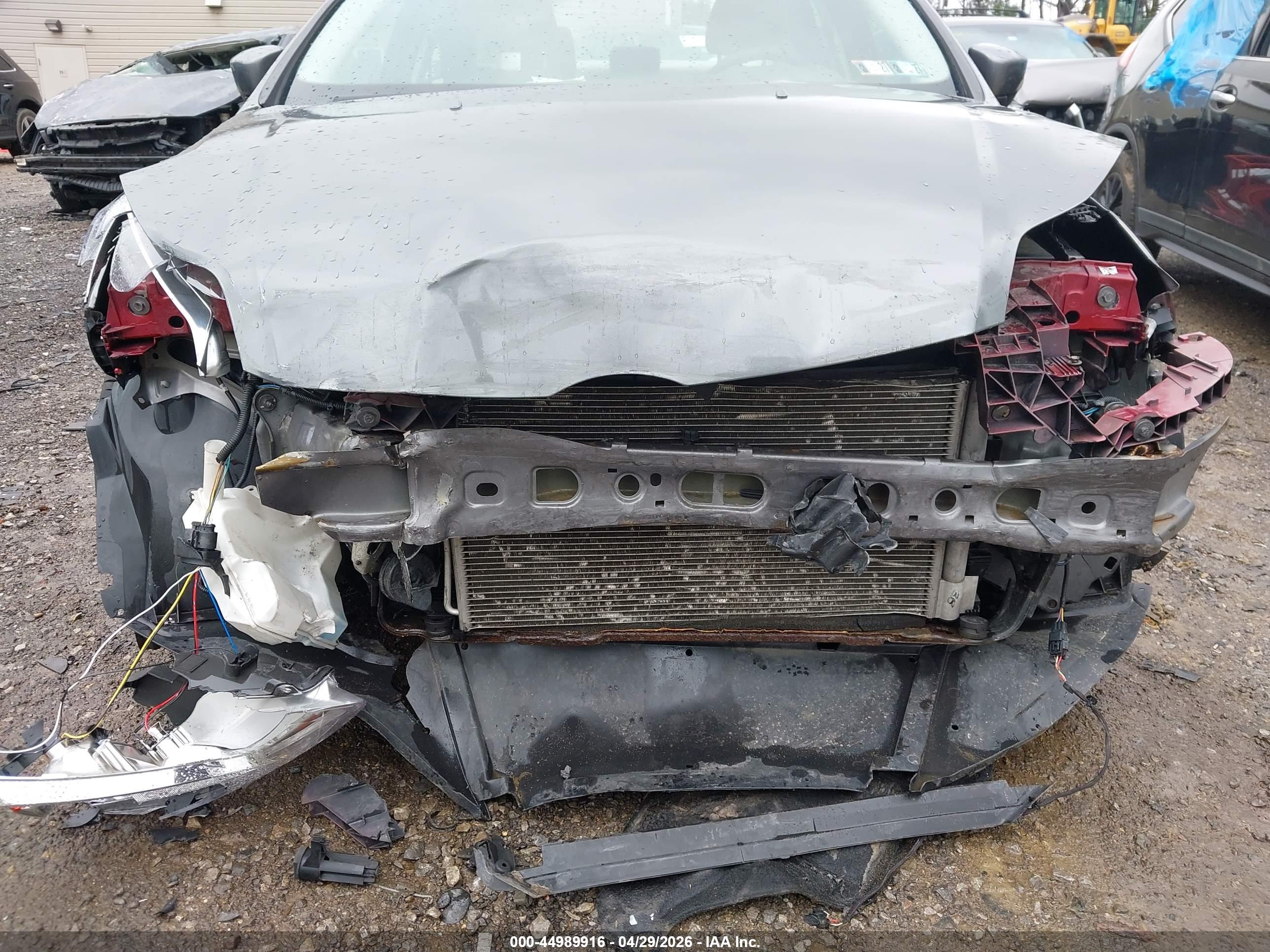 FORD FOCUS image 6
