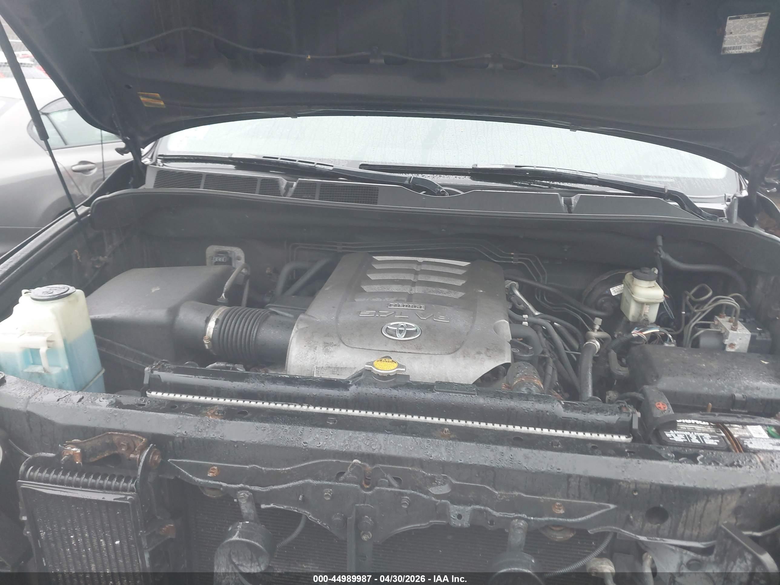 TOYOTA TUNDRA image 10