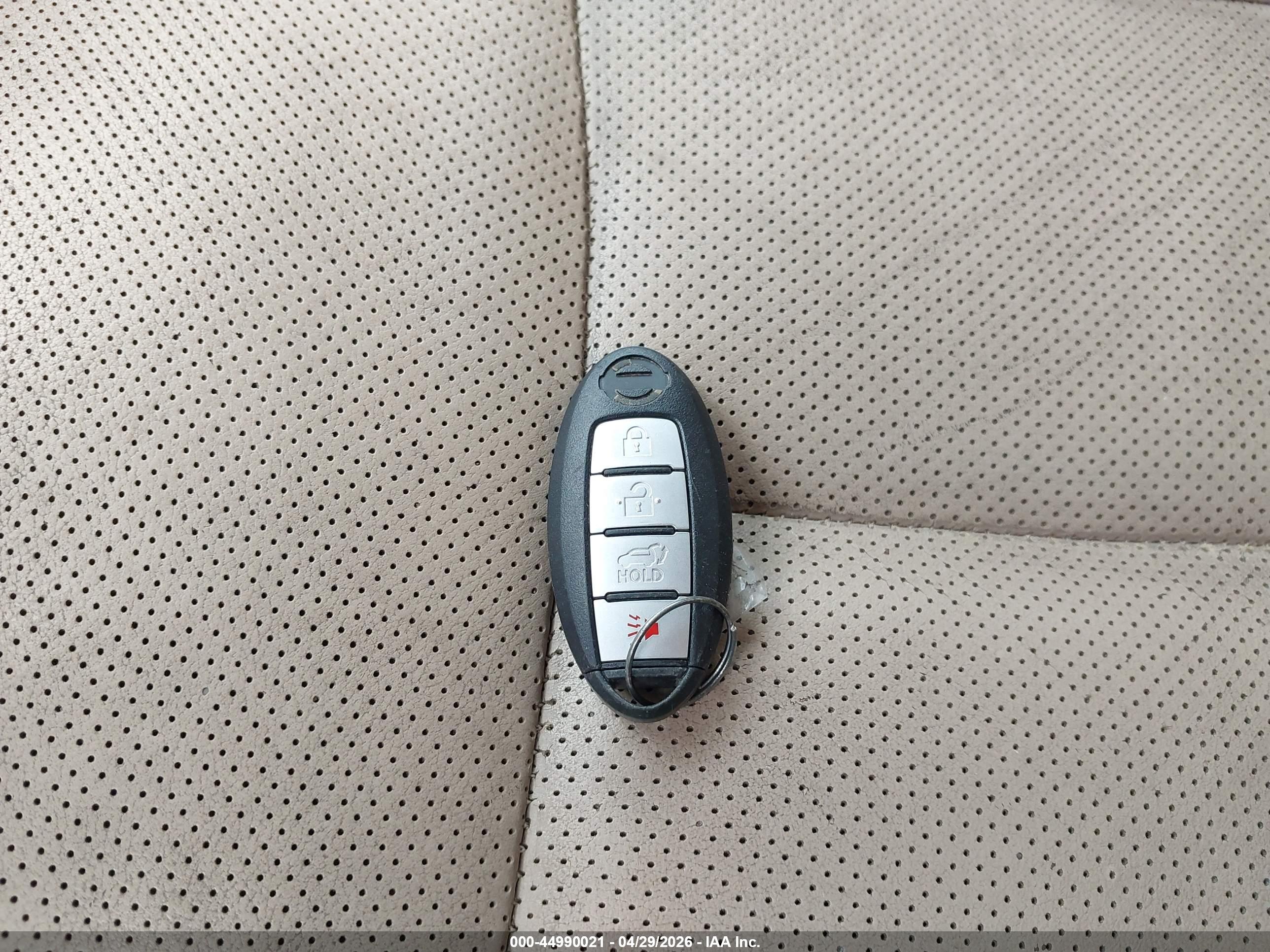 NISSAN ROGUE image 11