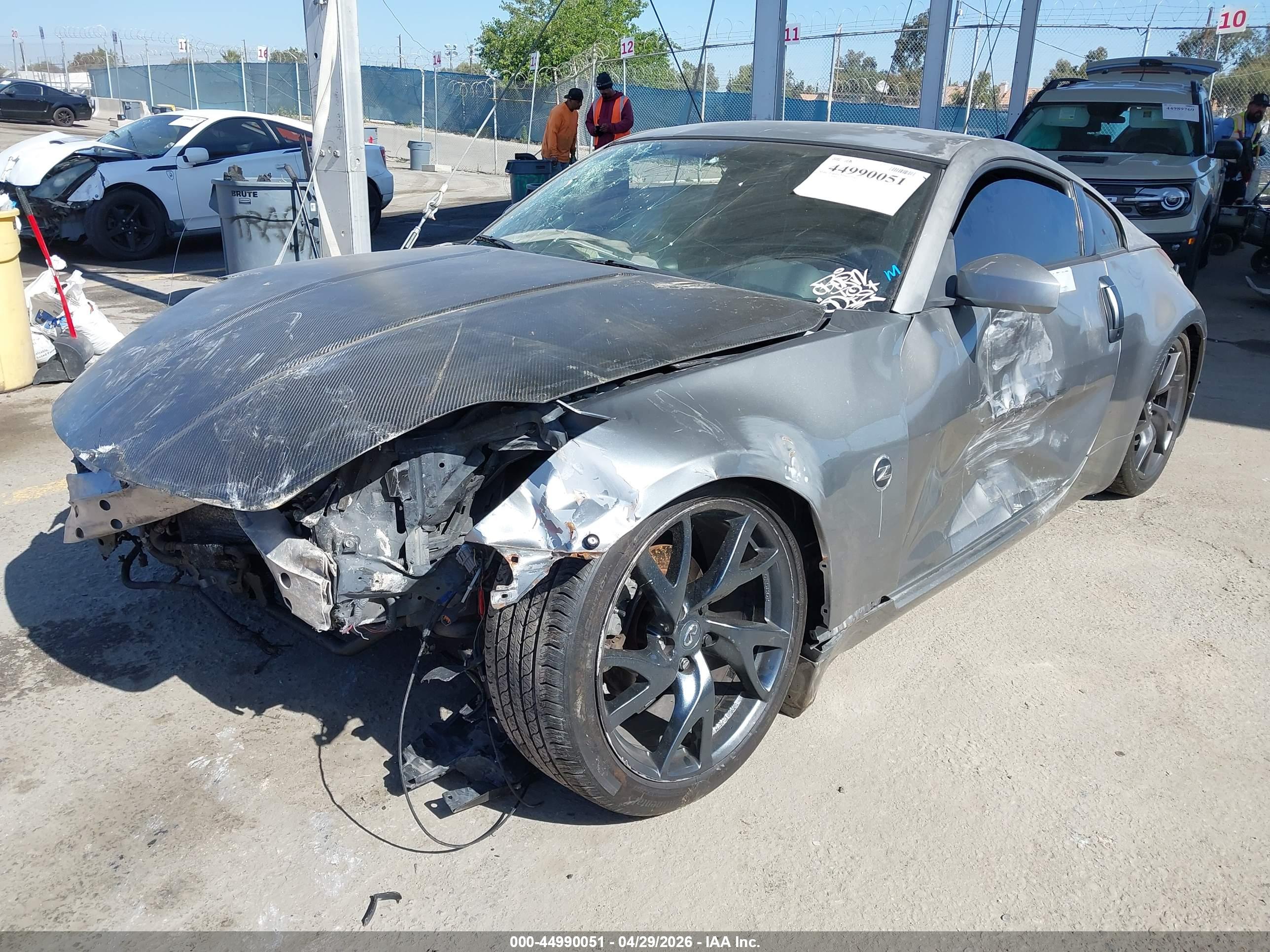 NISSAN 350Z image 2