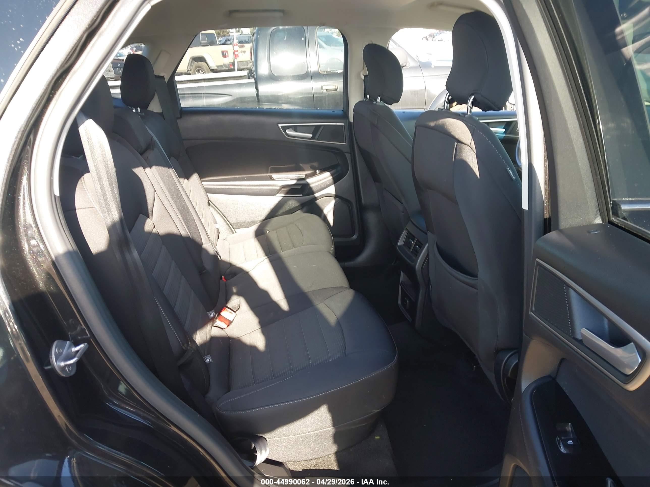 FORD EDGE image 8