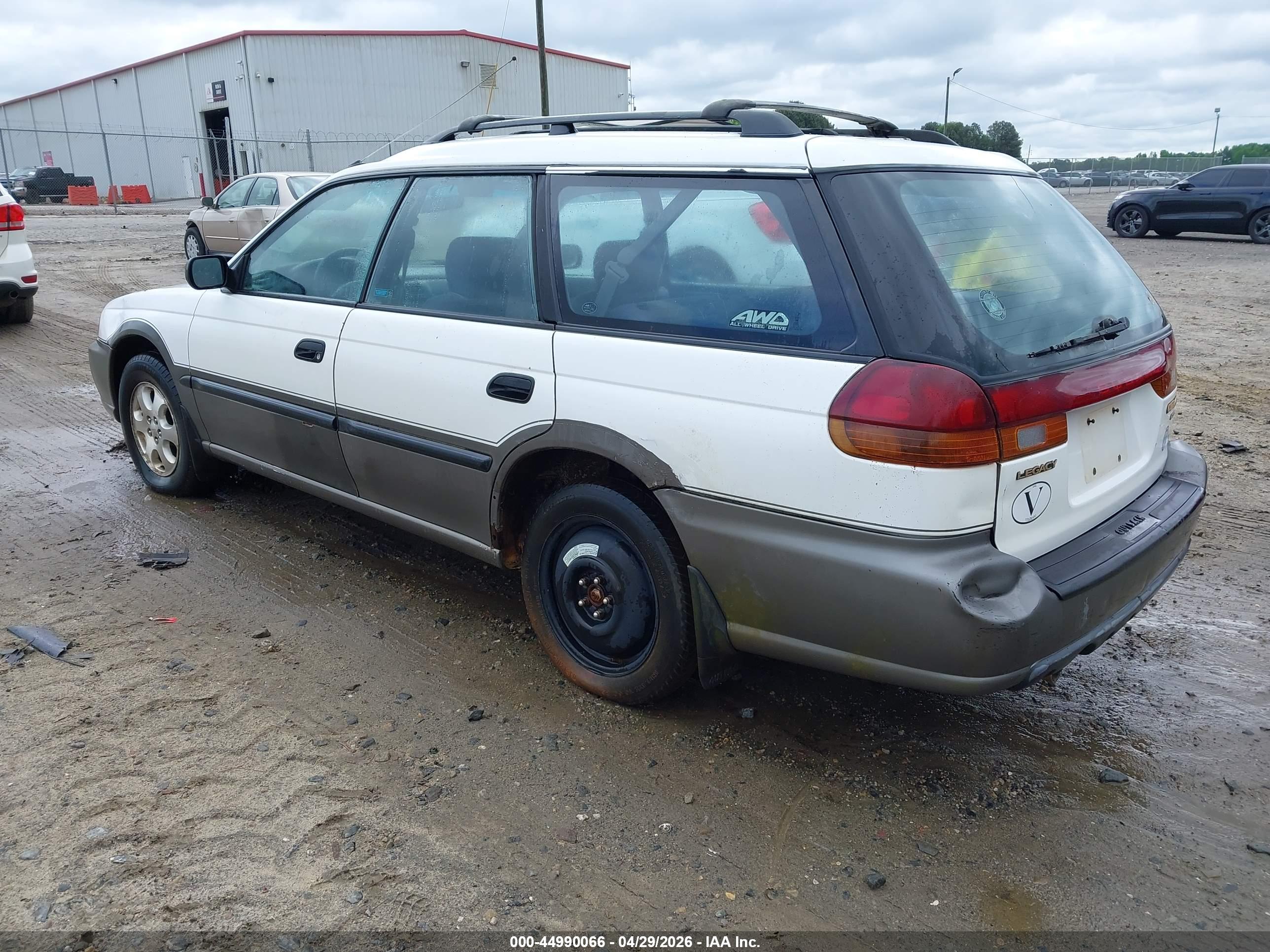 SUBARU LEGACY image 3