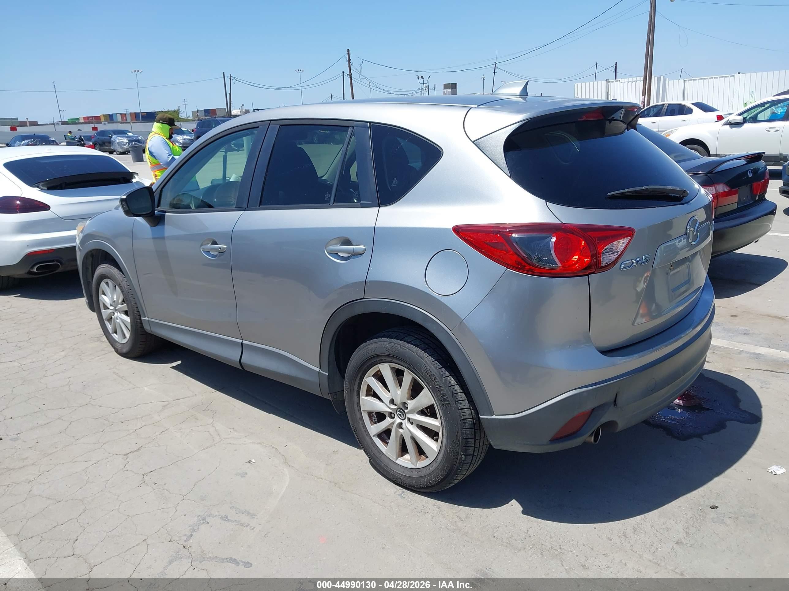 MAZDA CX-5 image 3