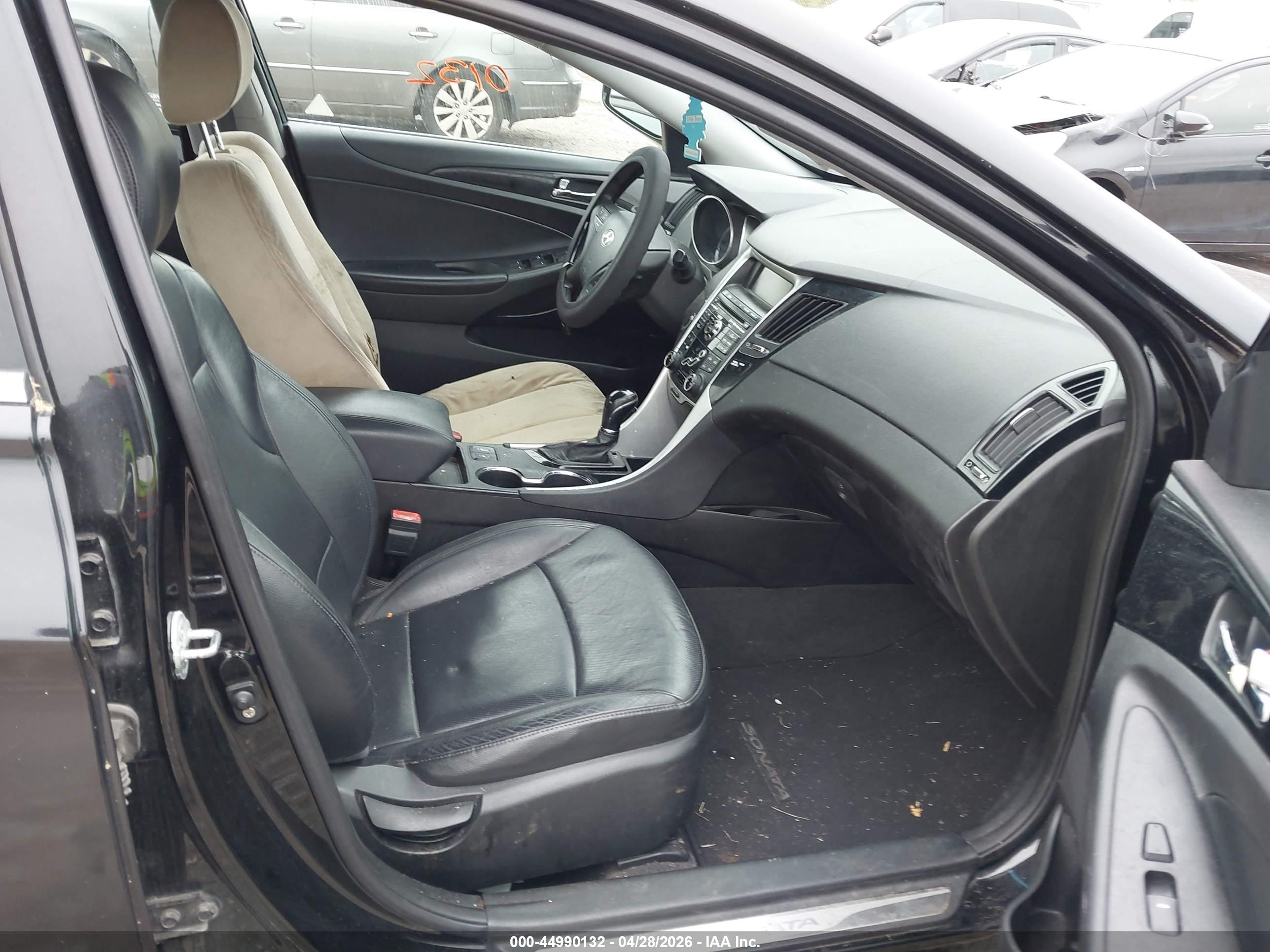 HYUNDAI SONATA image 5