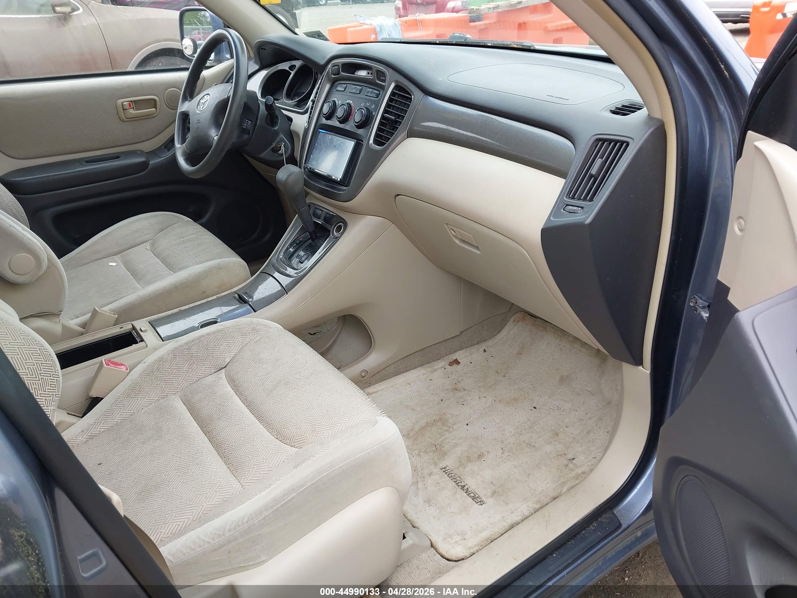 TOYOTA HIGHLANDER image 5