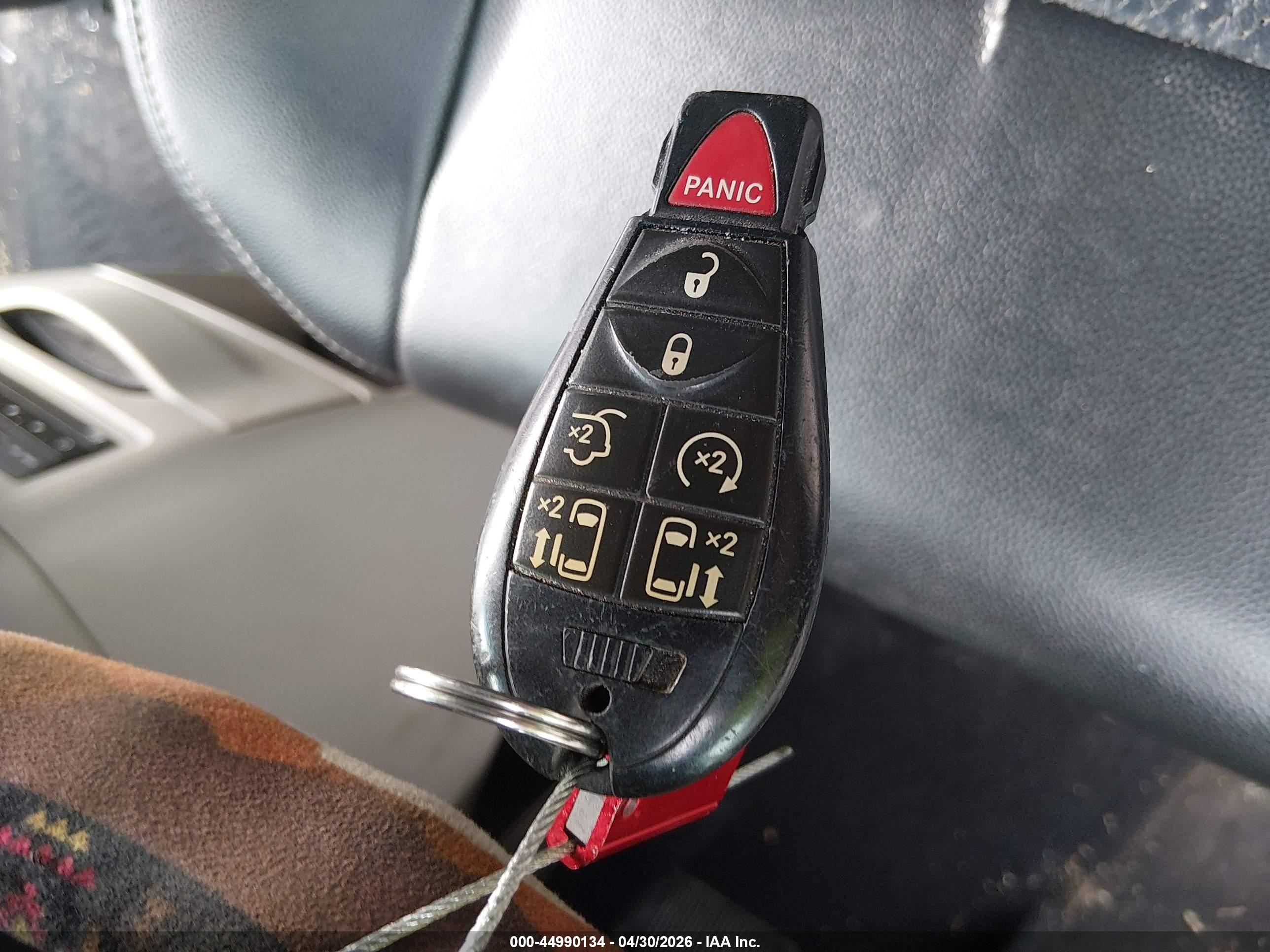 CHRYSLER TOWN image 11