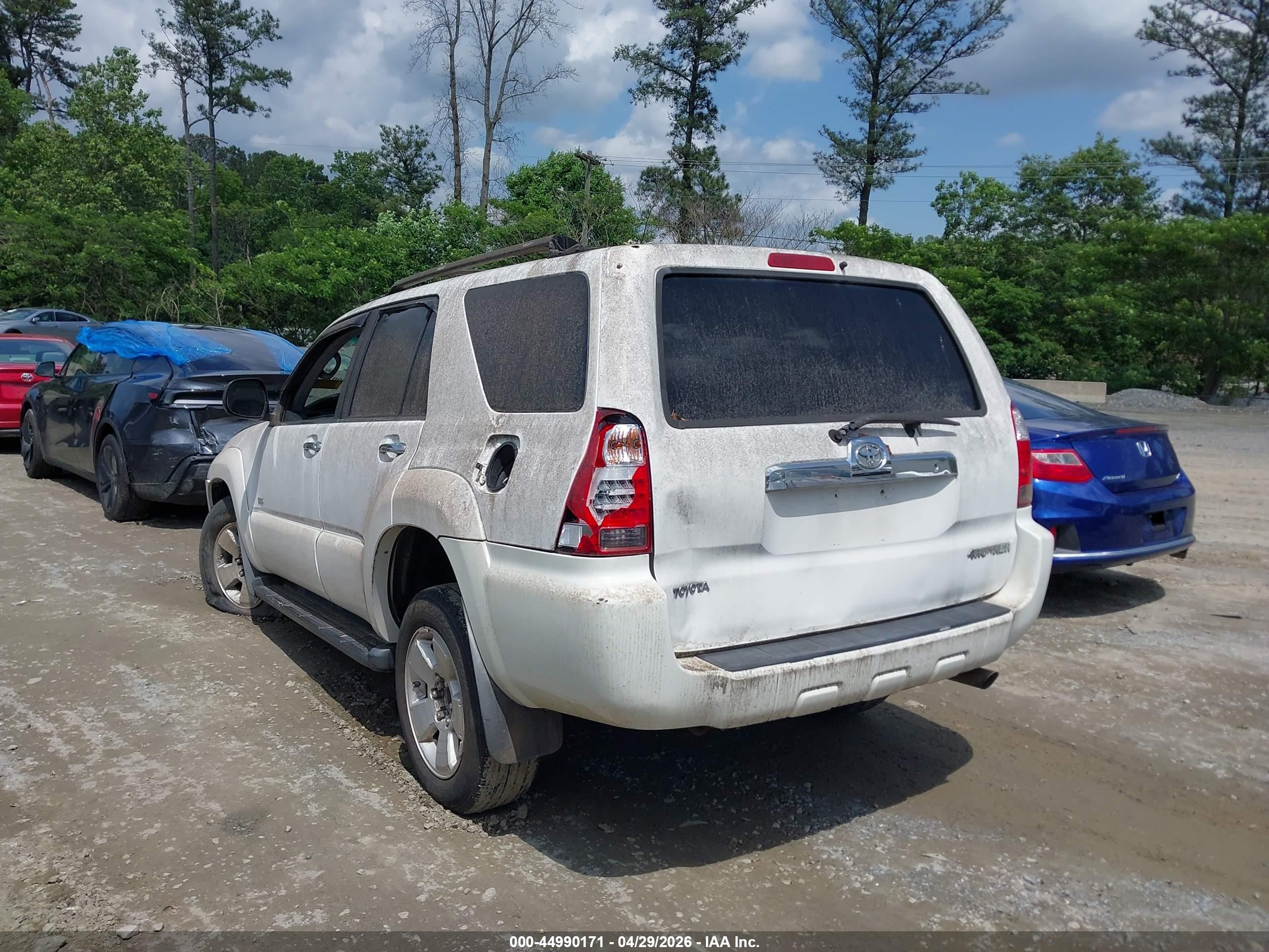 TOYOTA 4RUNNER image 3