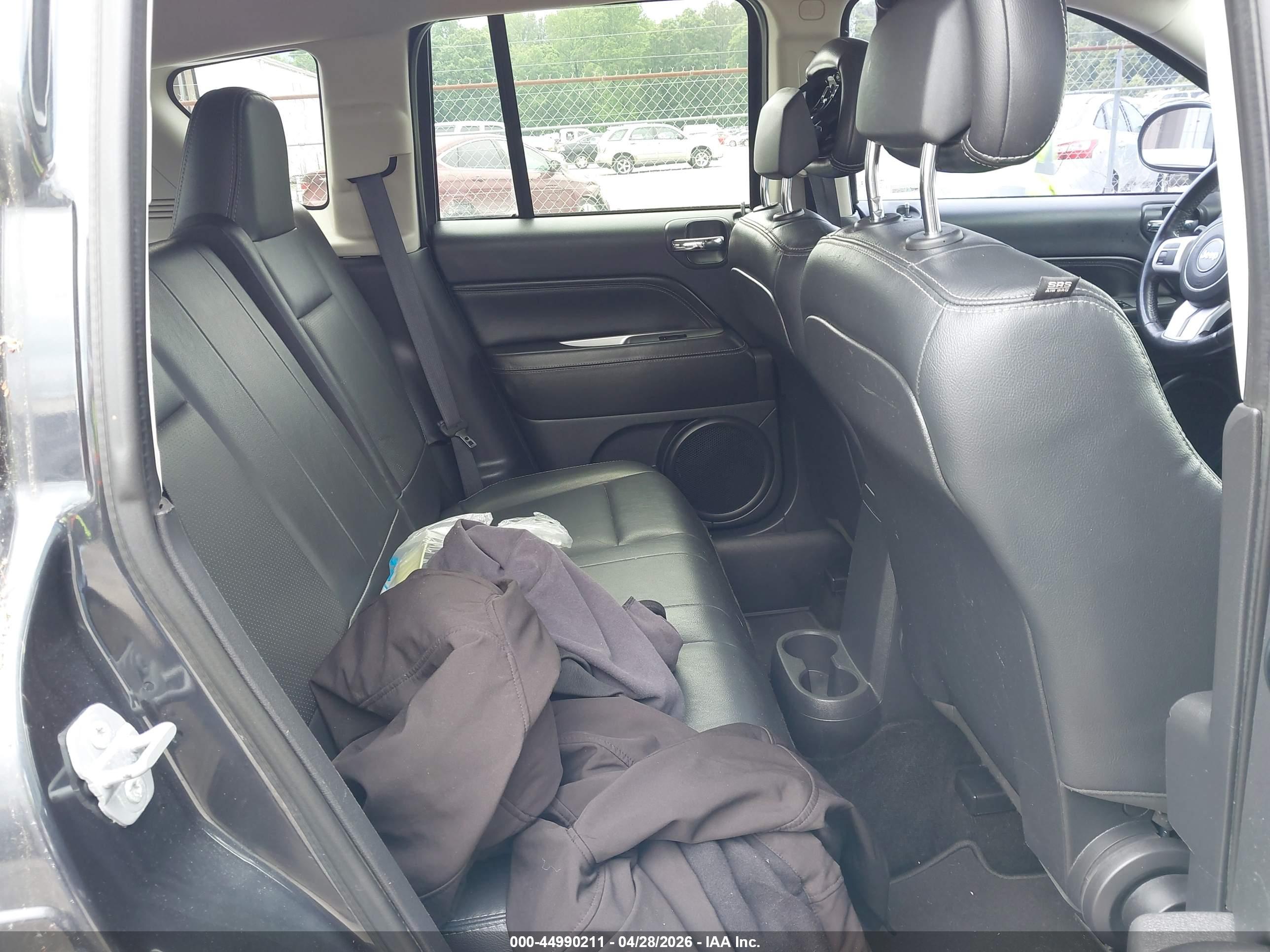 JEEP COMPASS image 8
