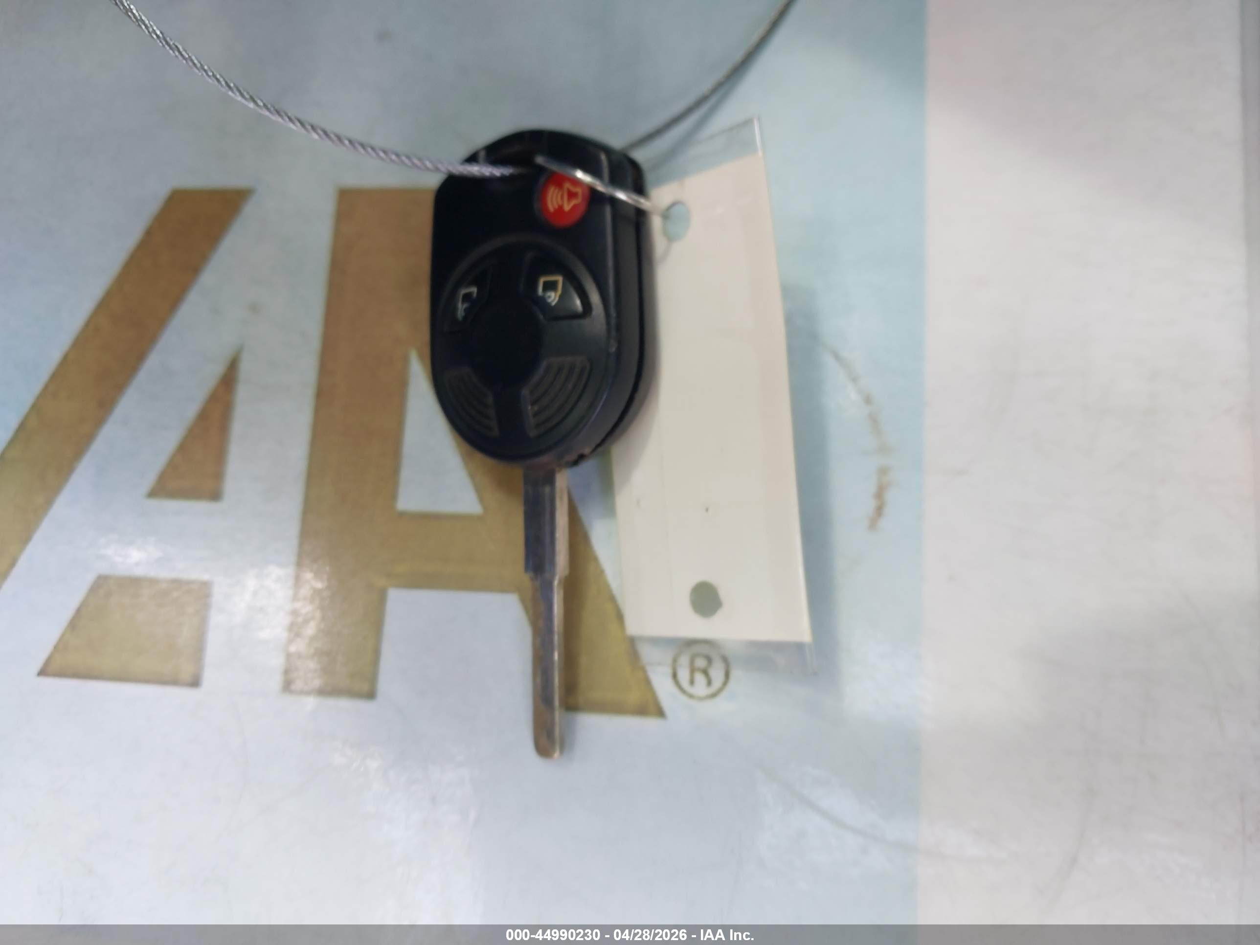 FORD ESCAPE image 11