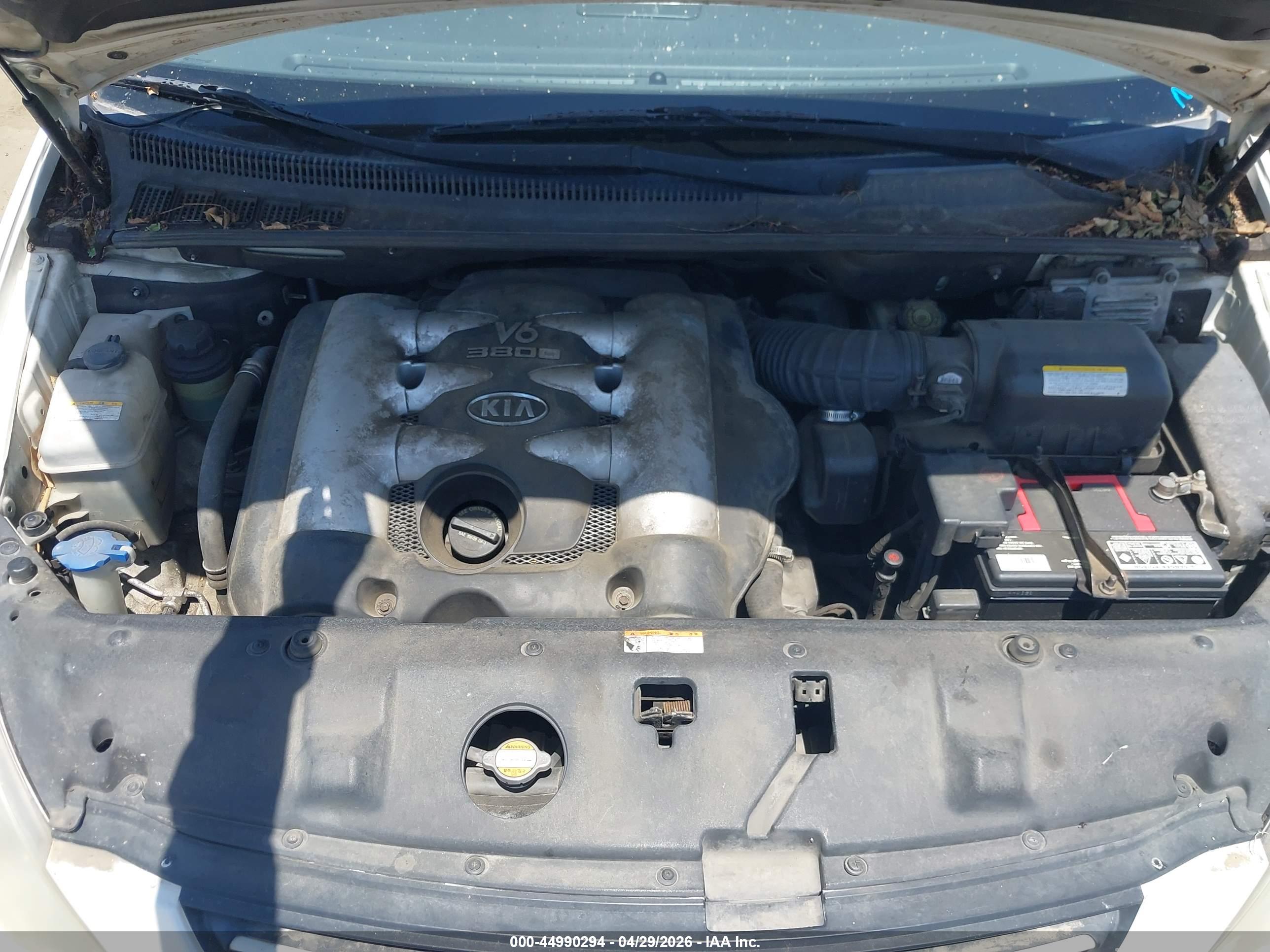 KIA SEDONA image 10