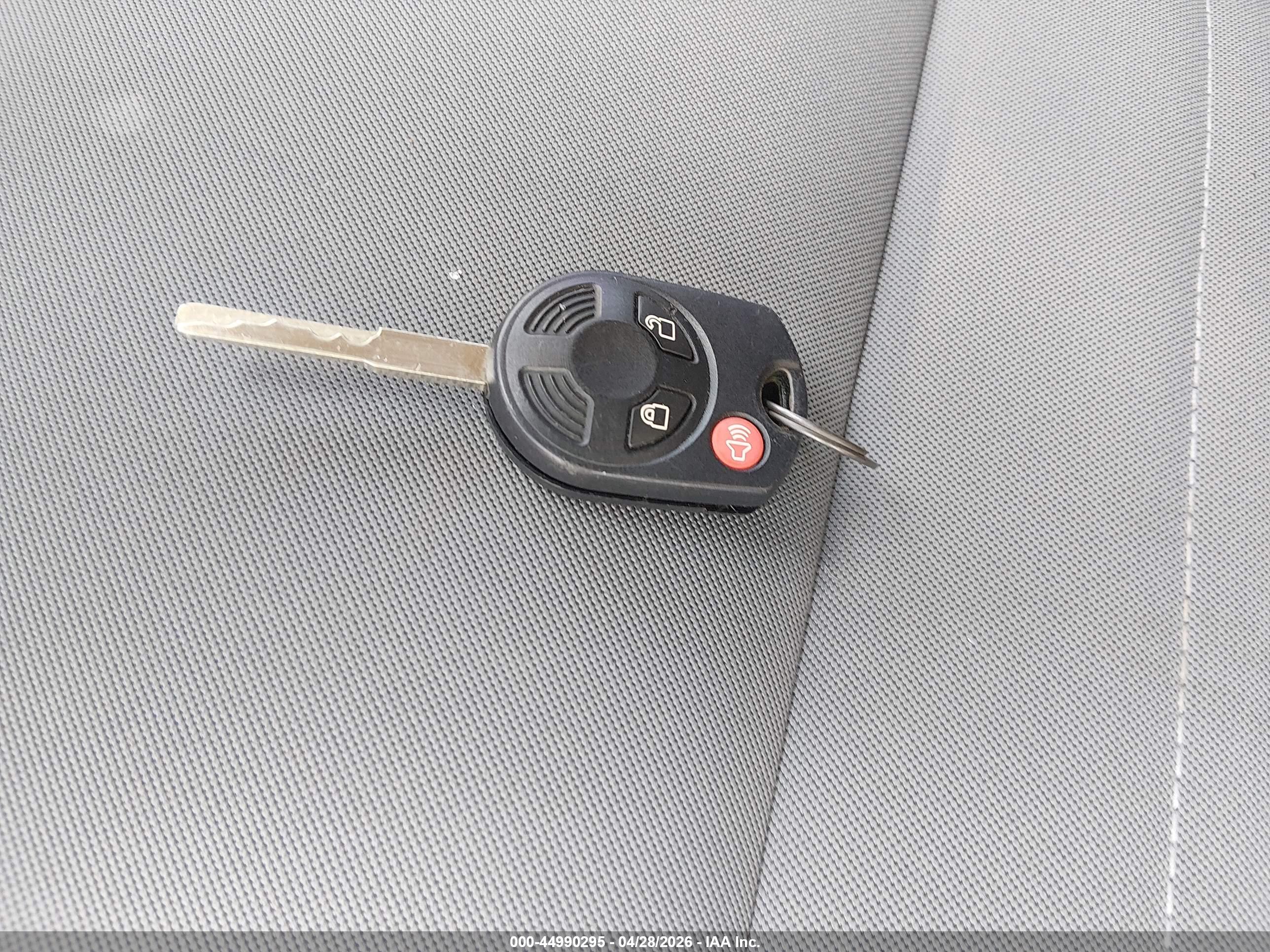FORD ESCAPE image 11