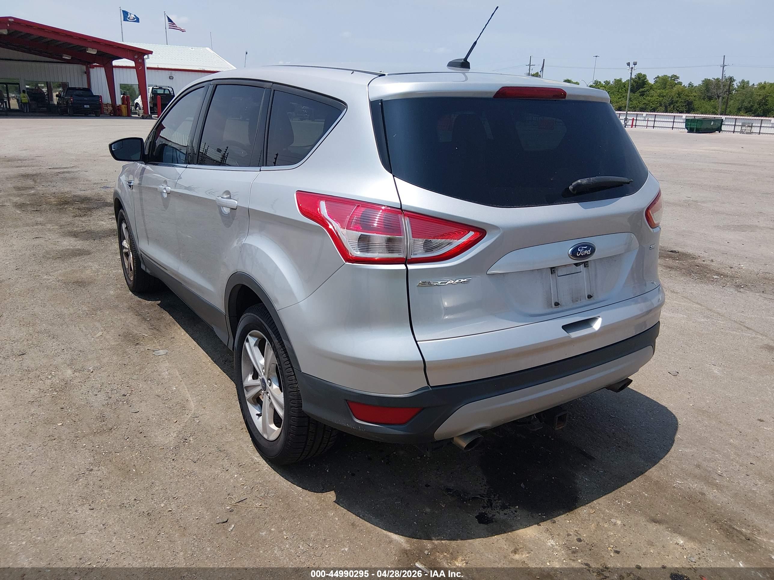FORD ESCAPE image 3