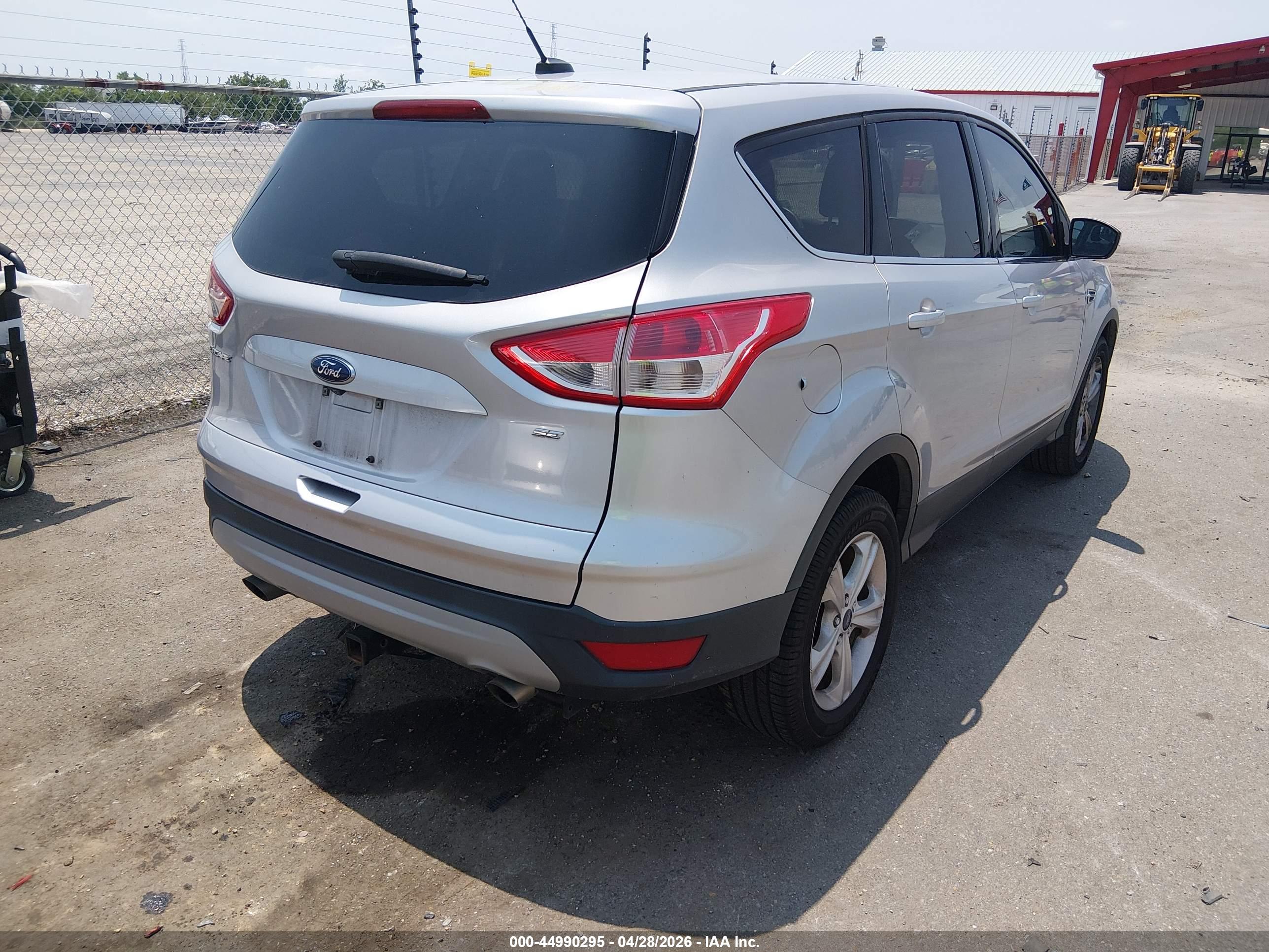 FORD ESCAPE image 4
