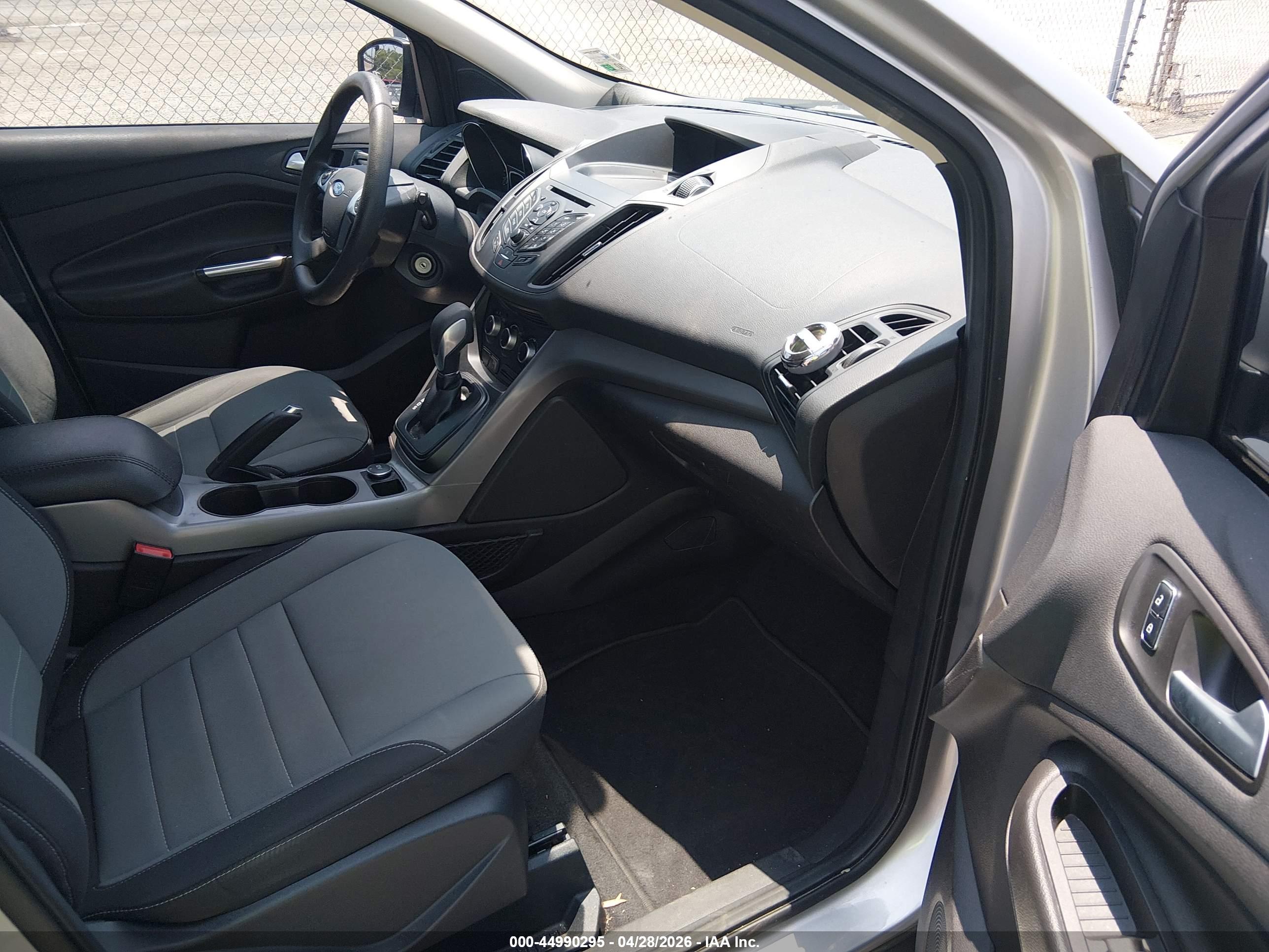 FORD ESCAPE image 5