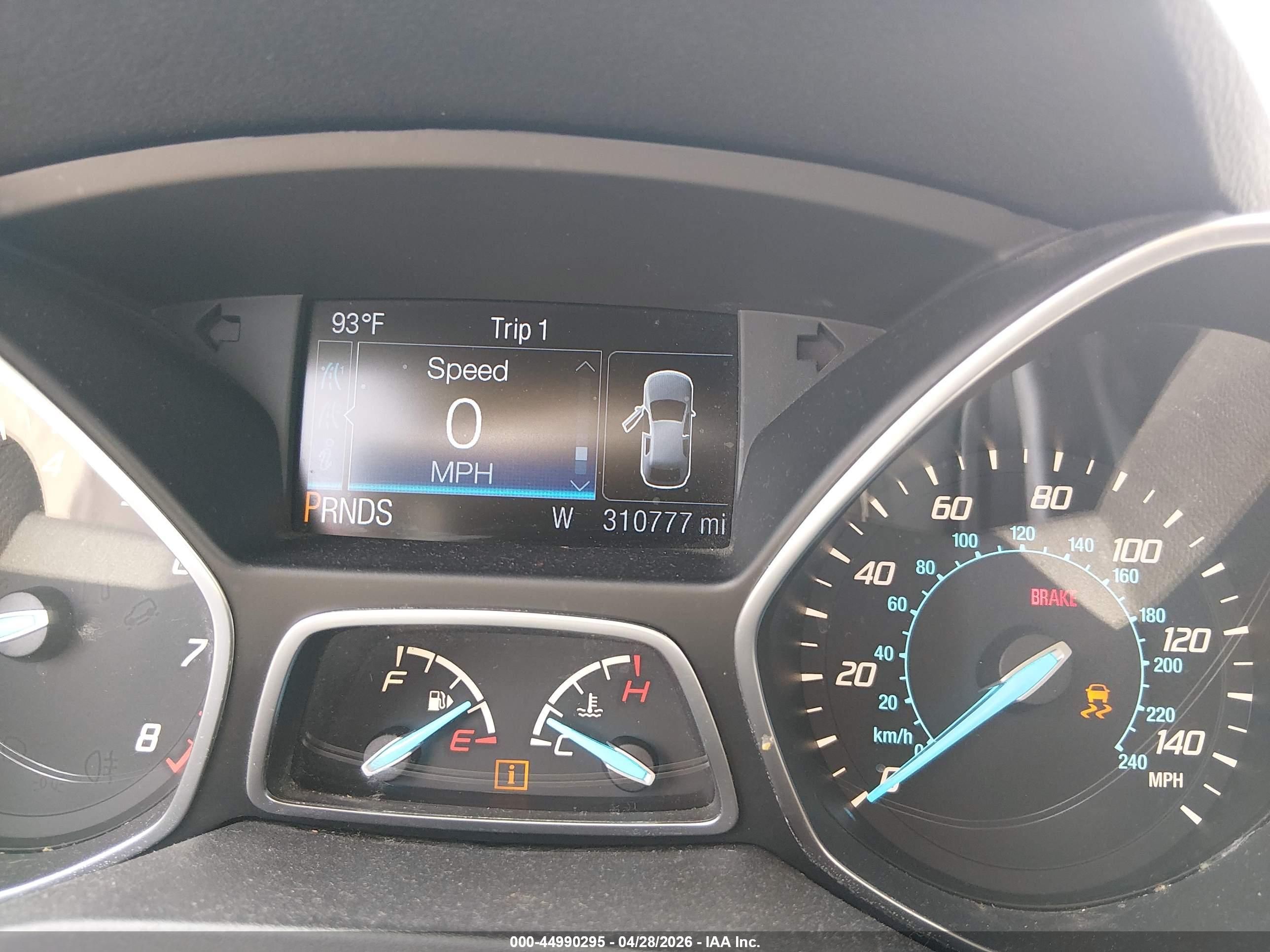 FORD ESCAPE image 7