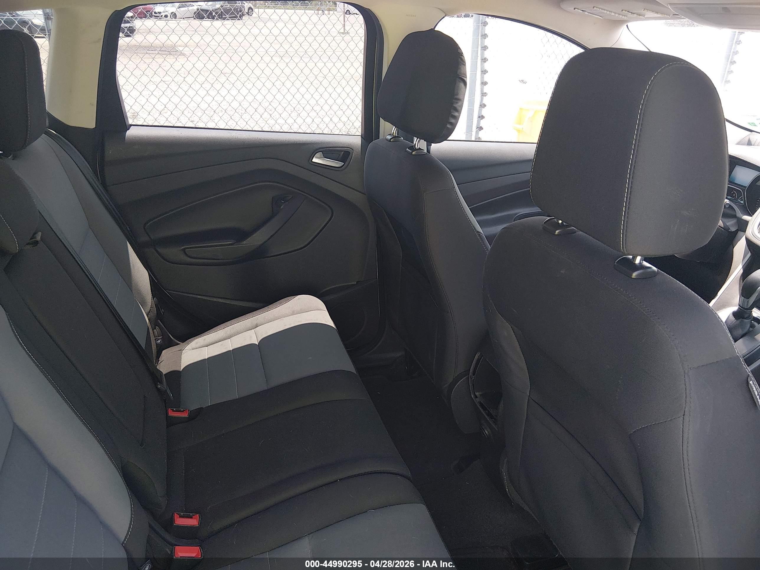 FORD ESCAPE image 8