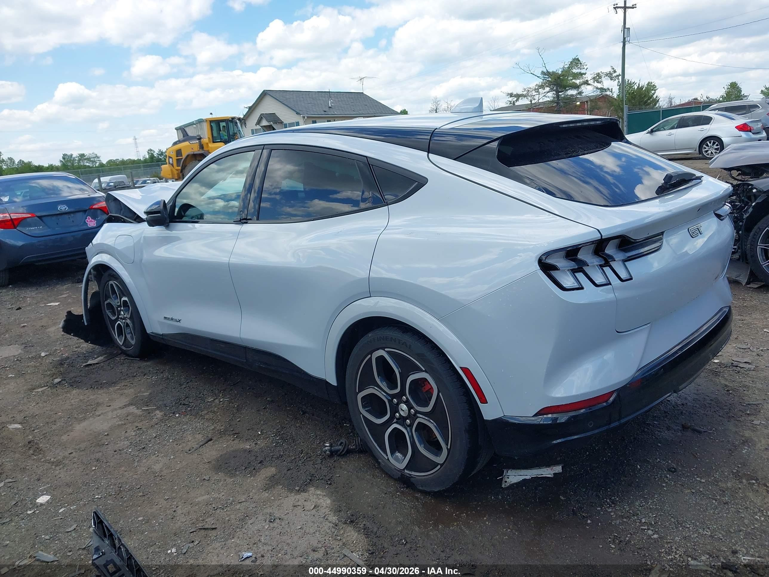 FORD MUSTANG image 3