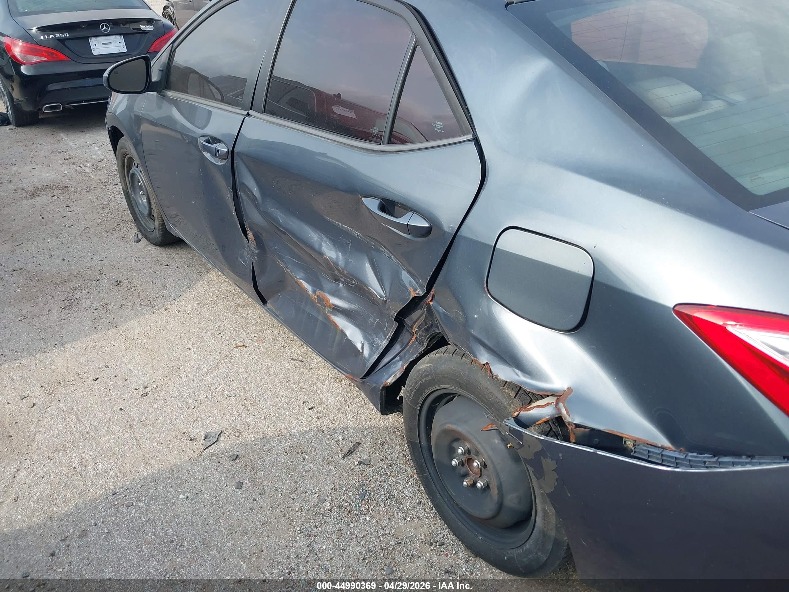 TOYOTA COROLLA image 6