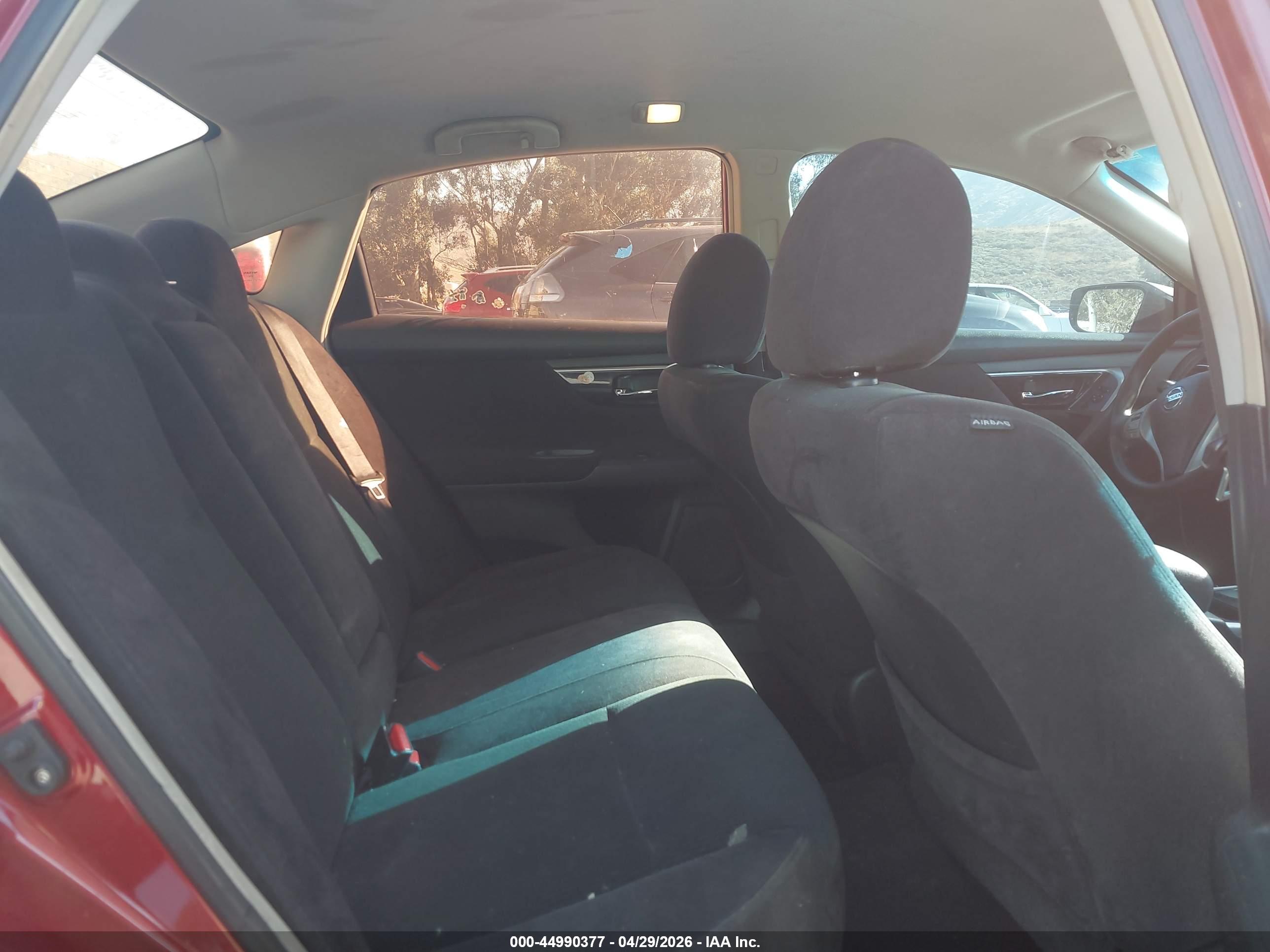 NISSAN ALTIMA image 8
