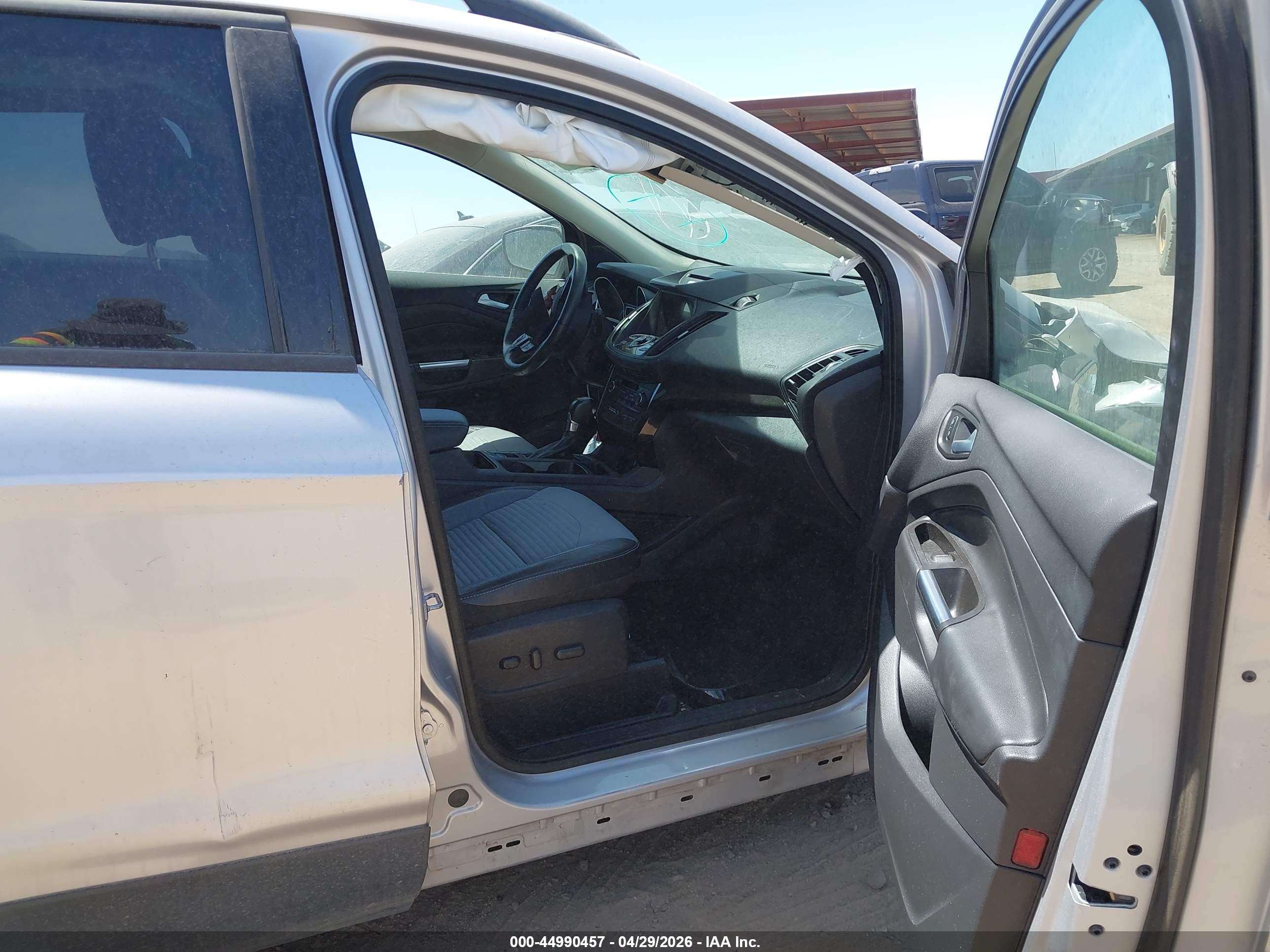 FORD ESCAPE image 5
