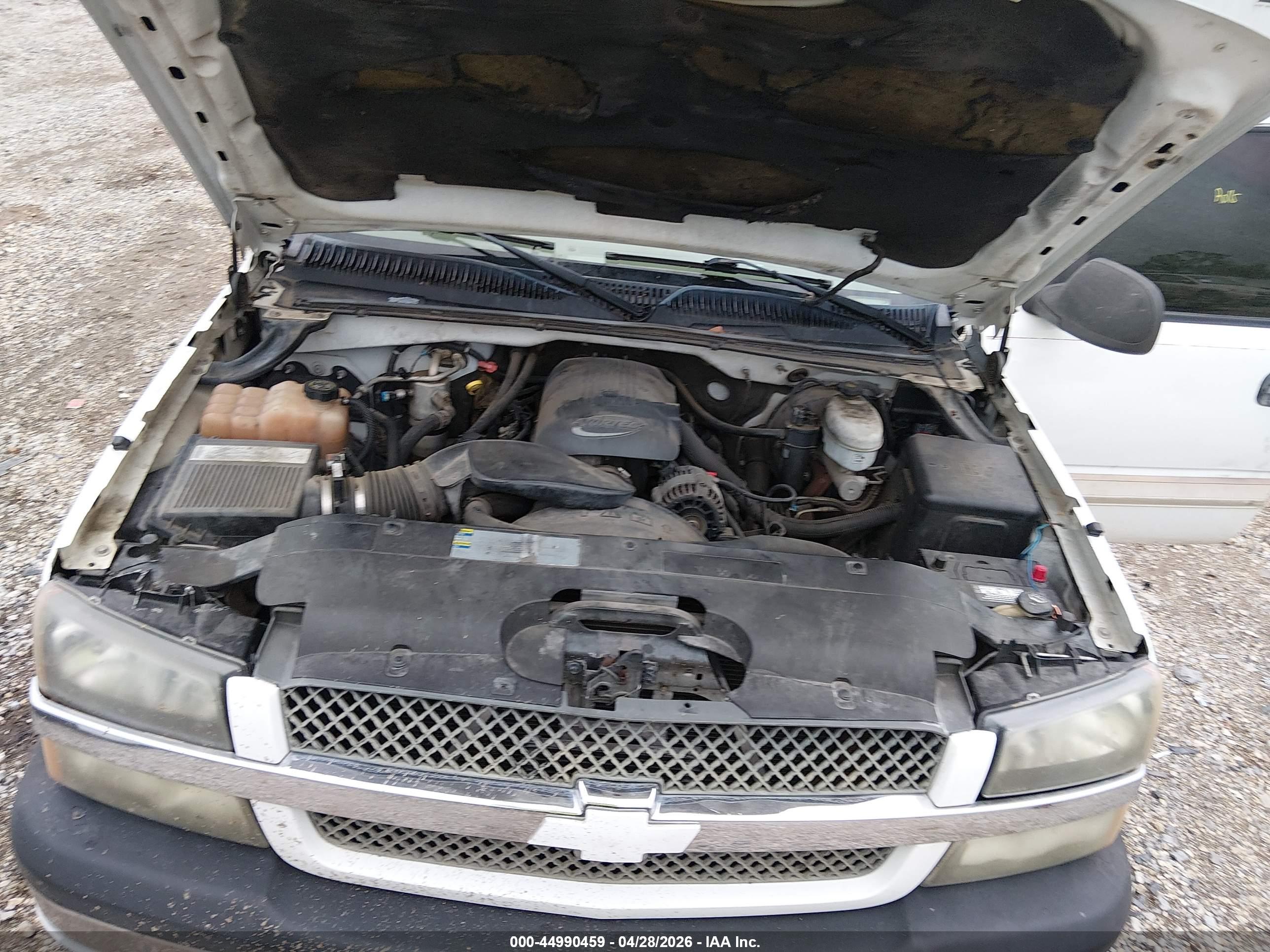 CHEVROLET SILVERADO image 10