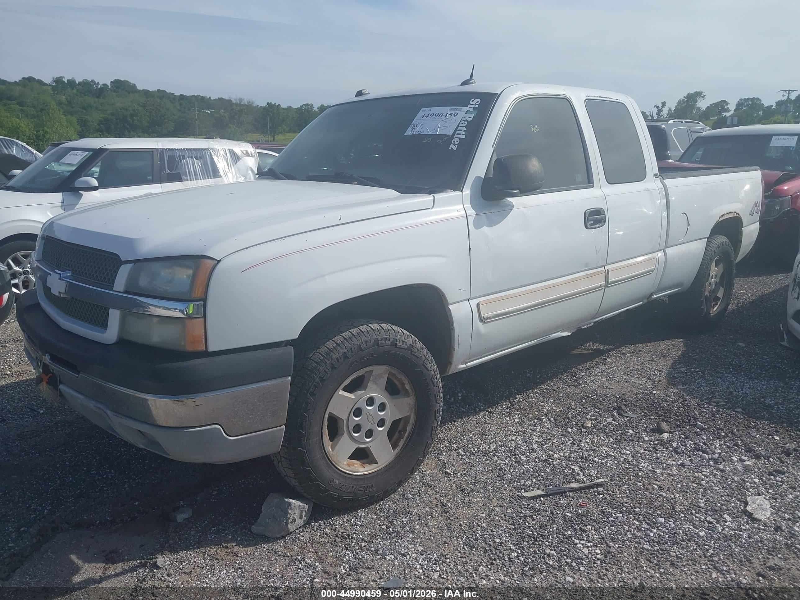 CHEVROLET SILVERADO image 2