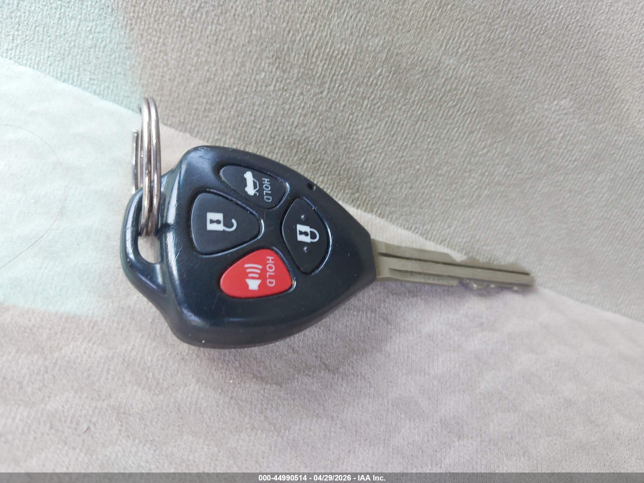 TOYOTA CAMRY image 11