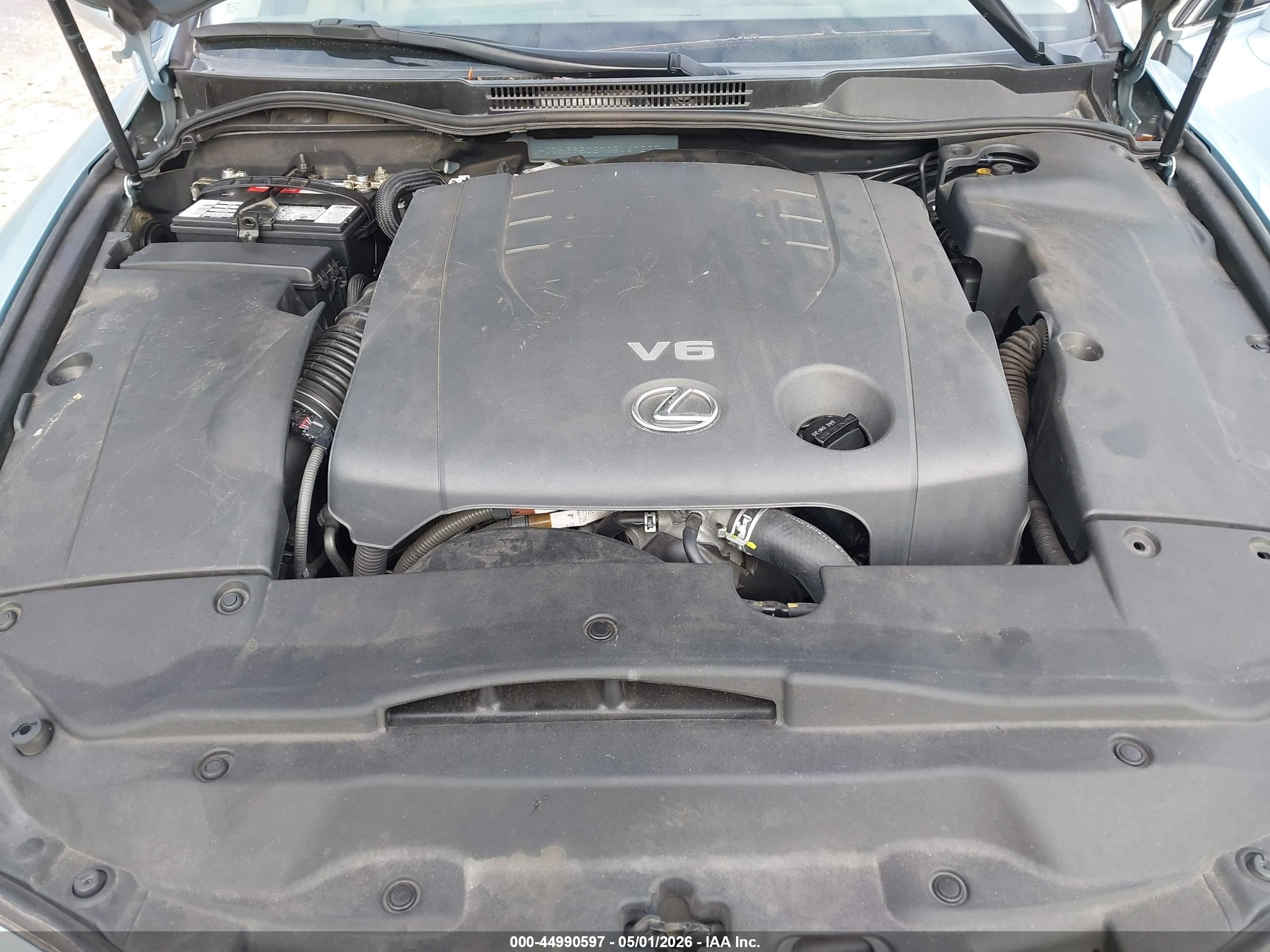 LEXUS IS image 10