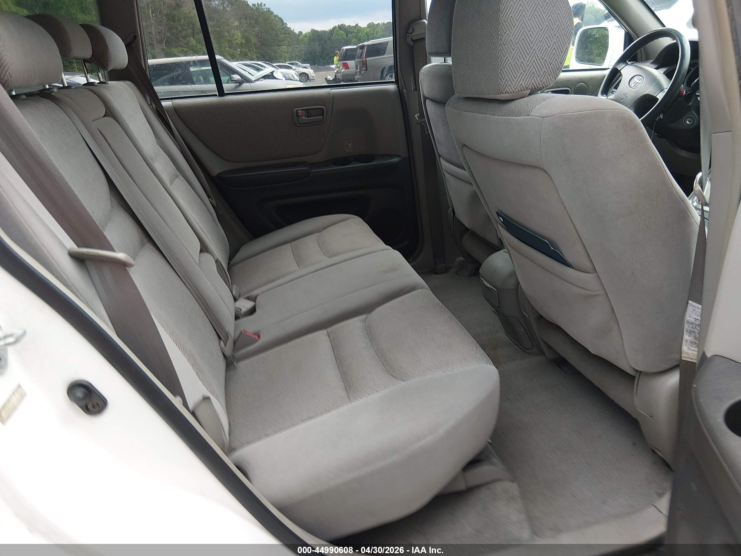 TOYOTA HIGHLANDER image 8