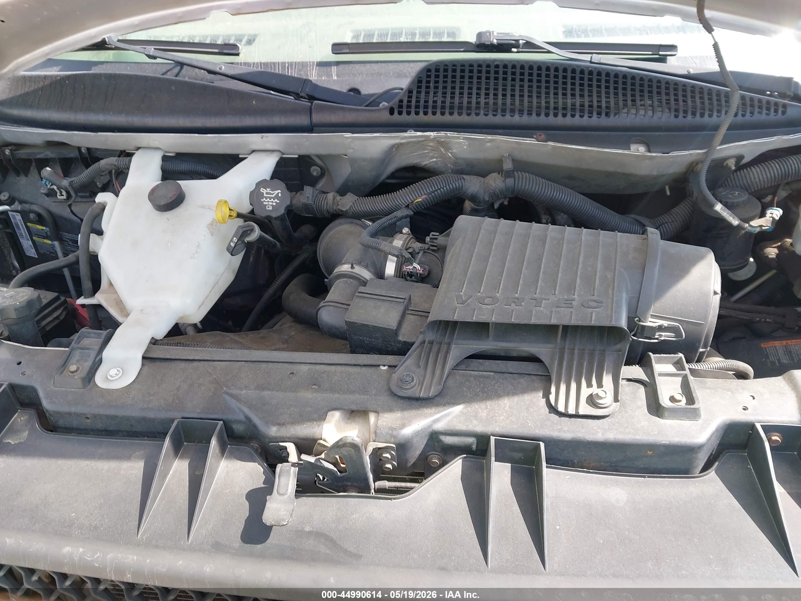 CHEVROLET EXPRESS image 10
