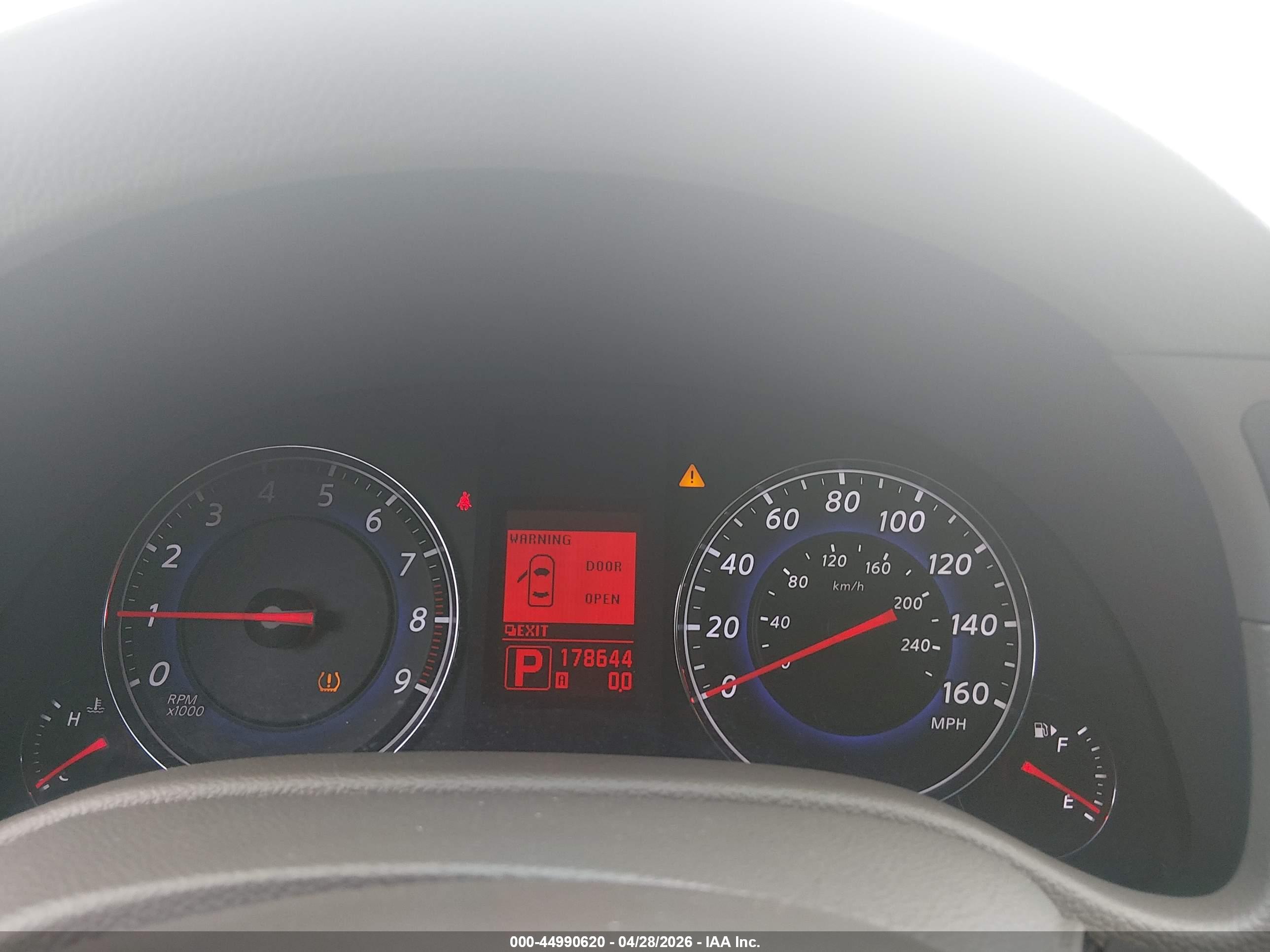 INFINITI G37X image 7