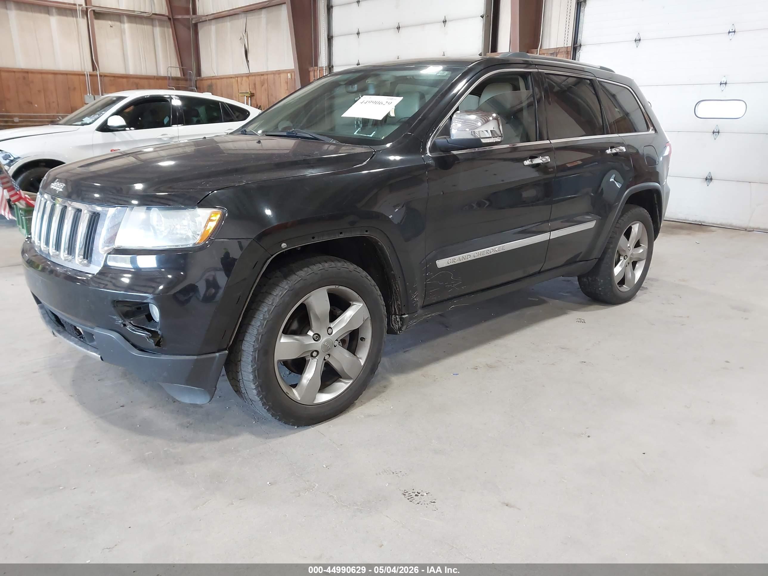 JEEP GRAND image 2