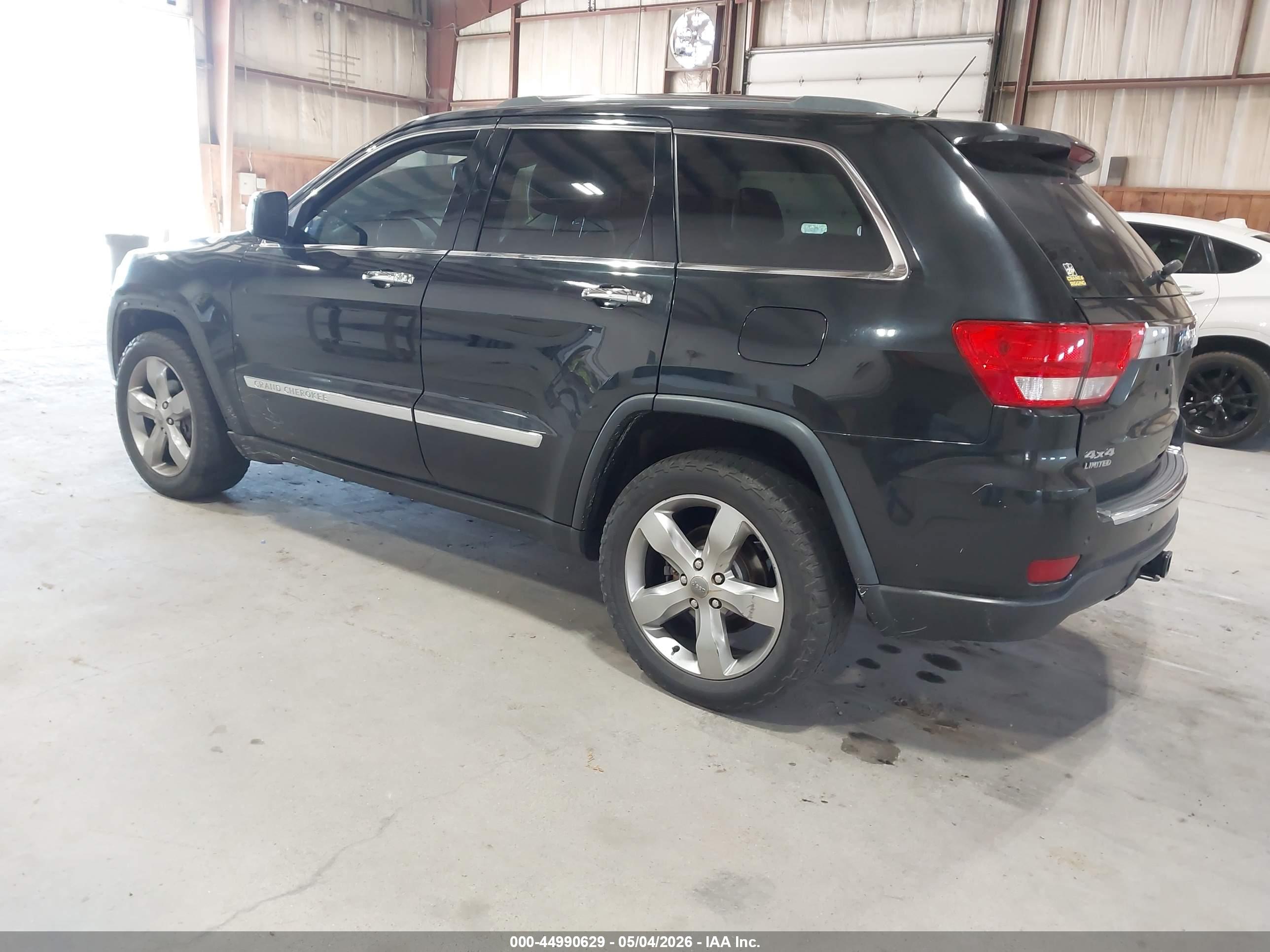 JEEP GRAND image 3