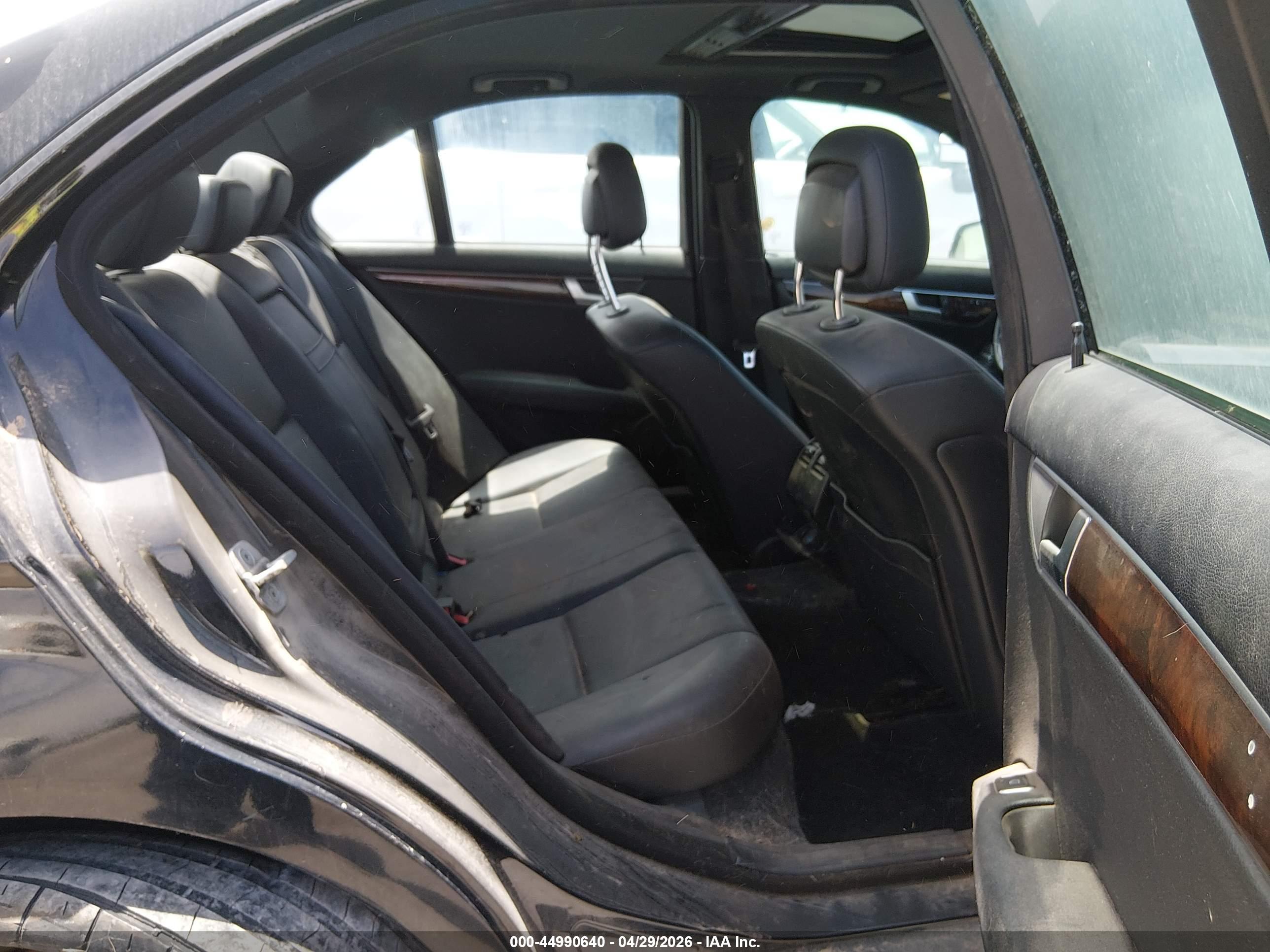 MERCEDES-BENZ C image 8