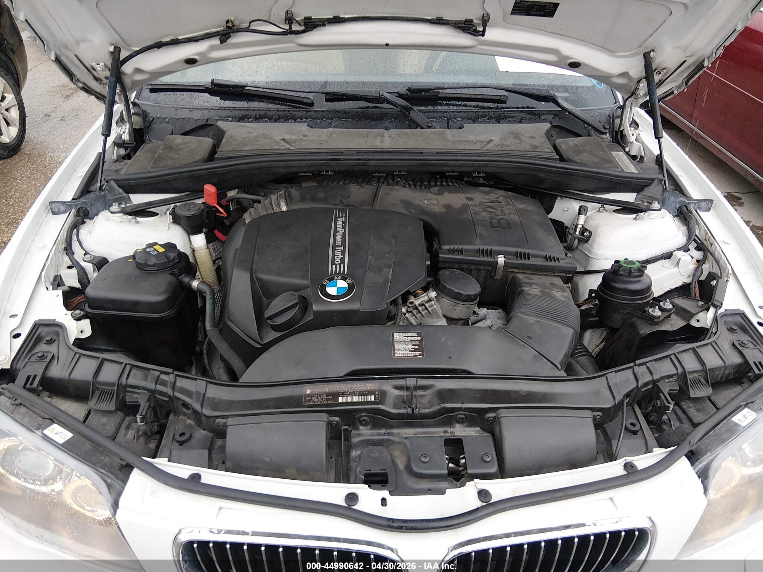 BMW 135I image 10