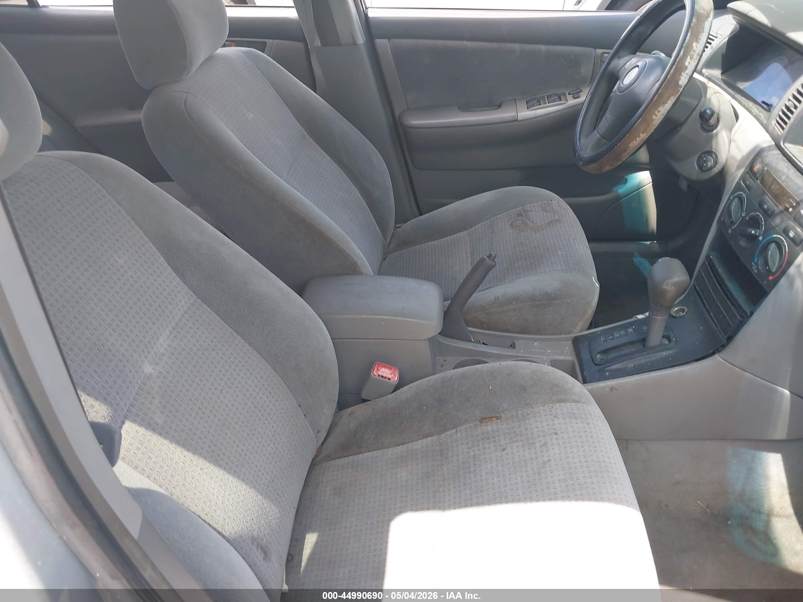 TOYOTA COROLLA image 5
