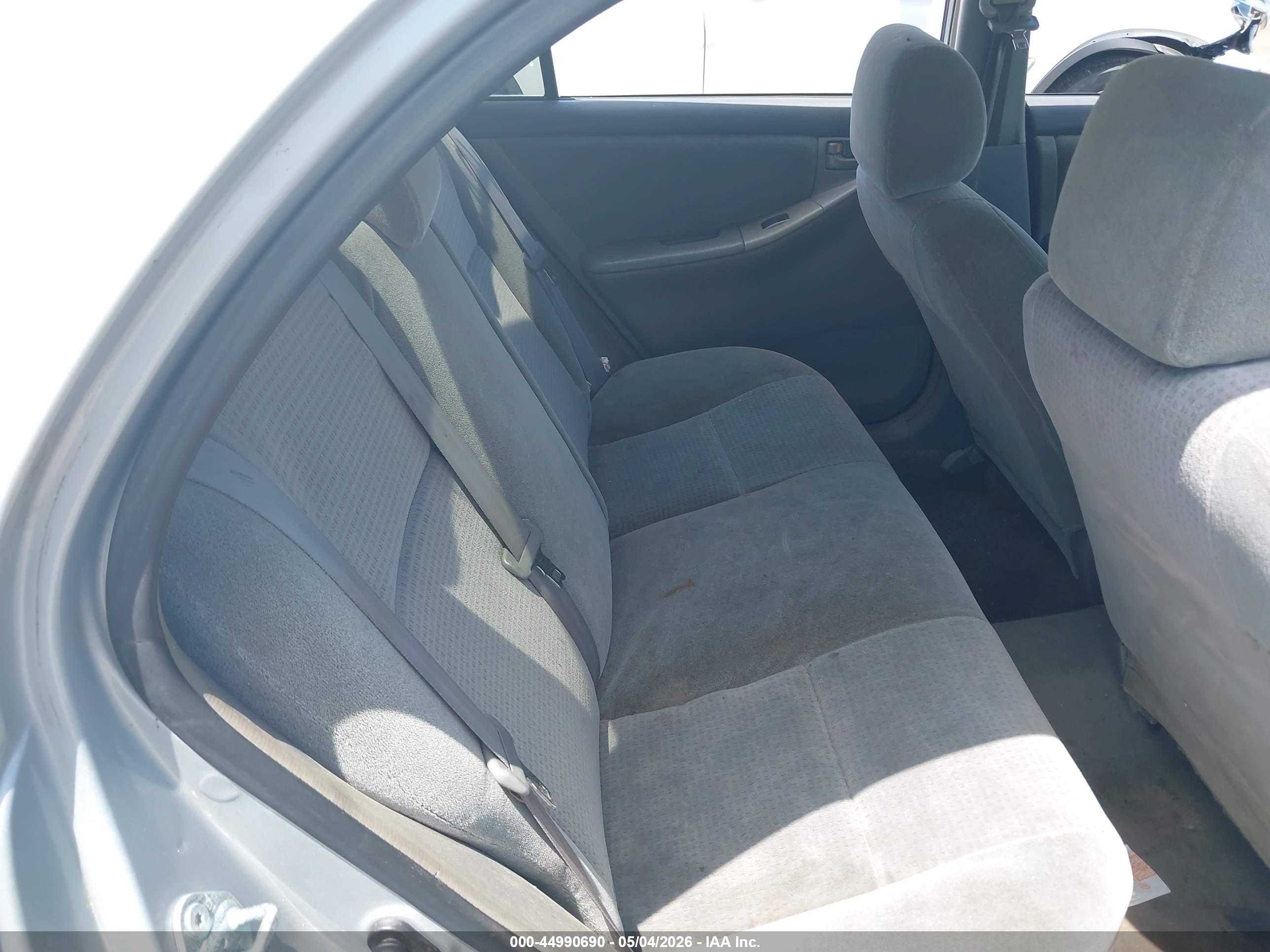 TOYOTA COROLLA image 8