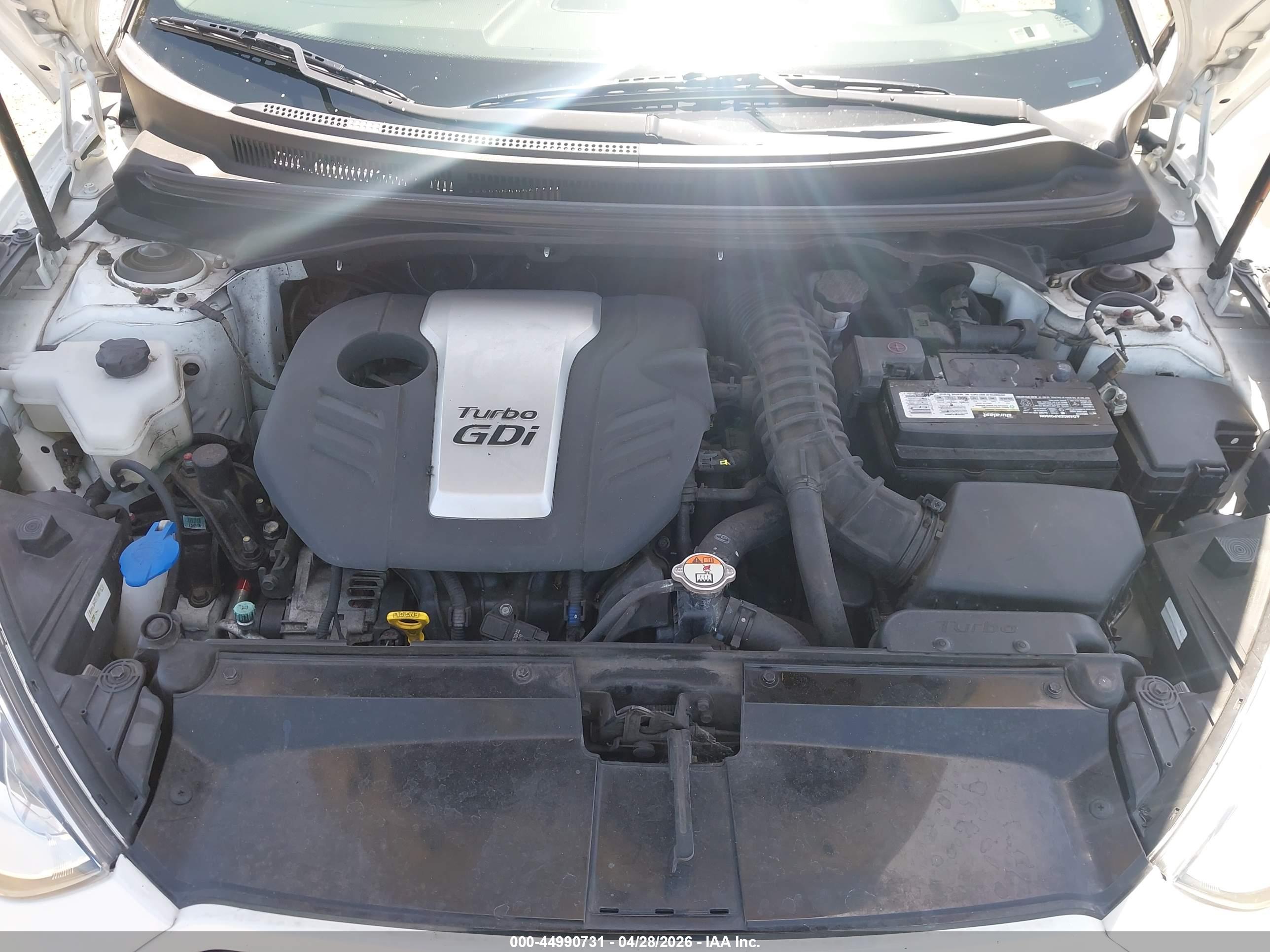 HYUNDAI VELOSTER image 10
