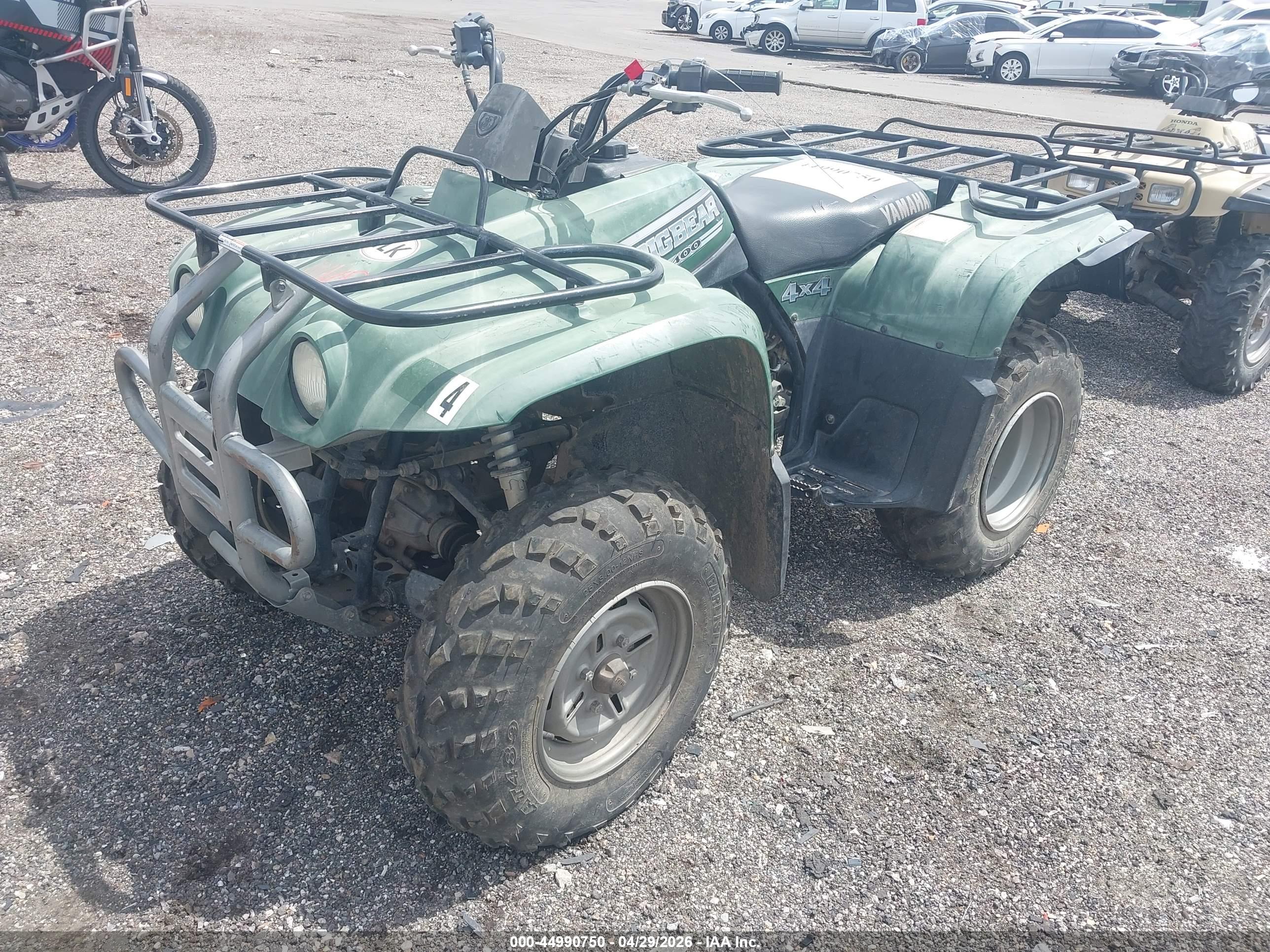 YAMAHA YFM400 image 2