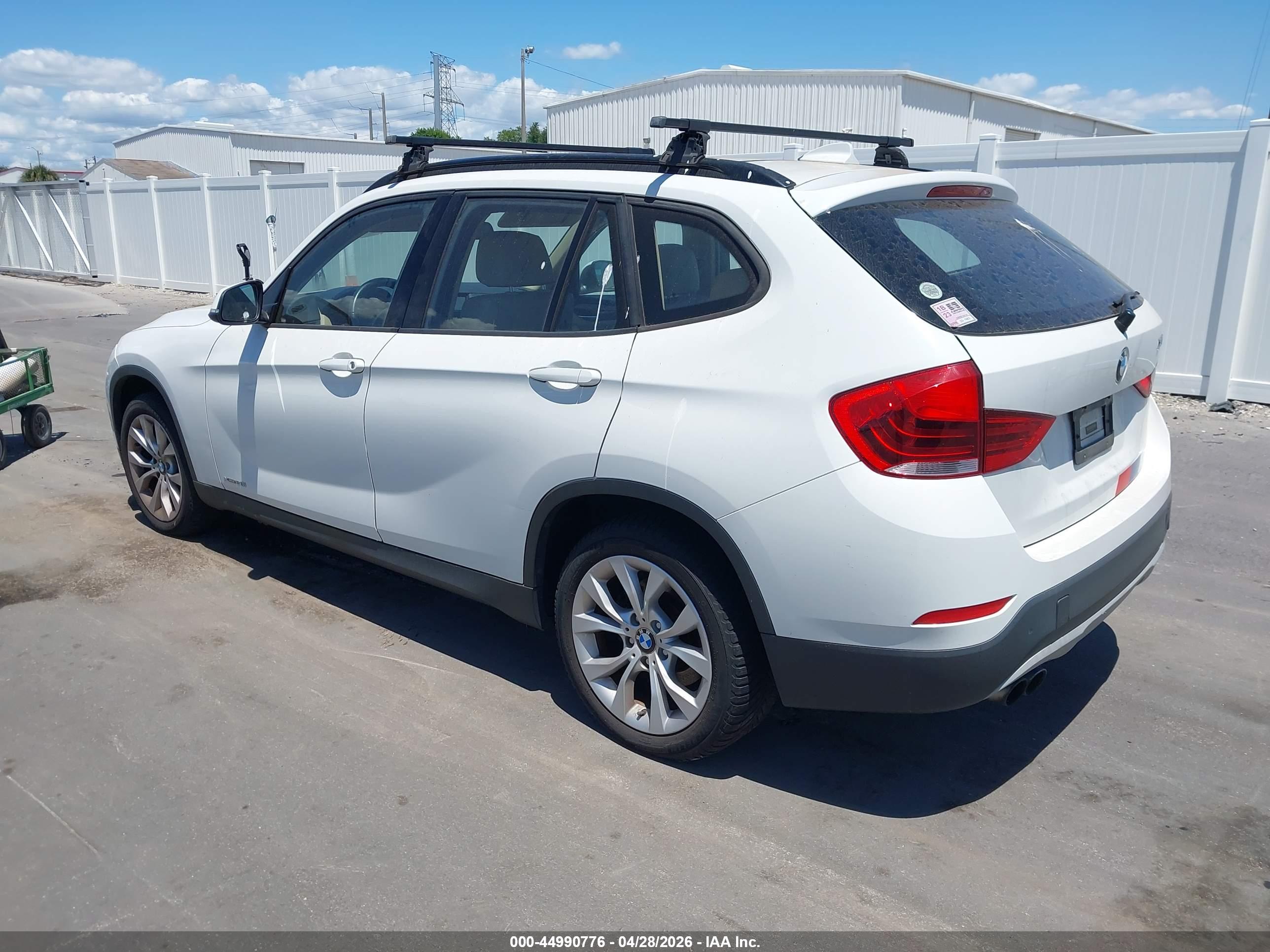 BMW X1 image 3