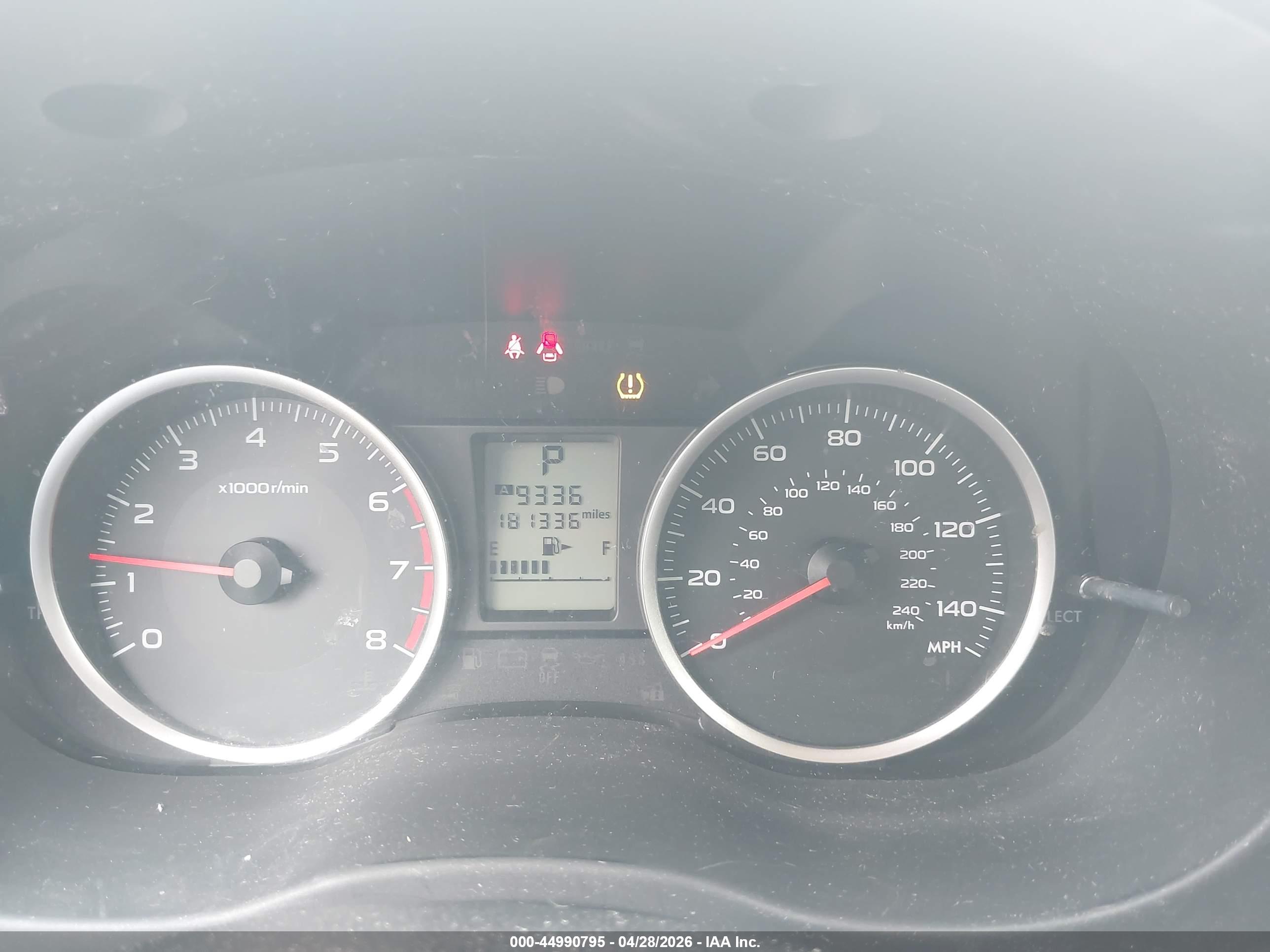 SUBARU FORESTER image 7