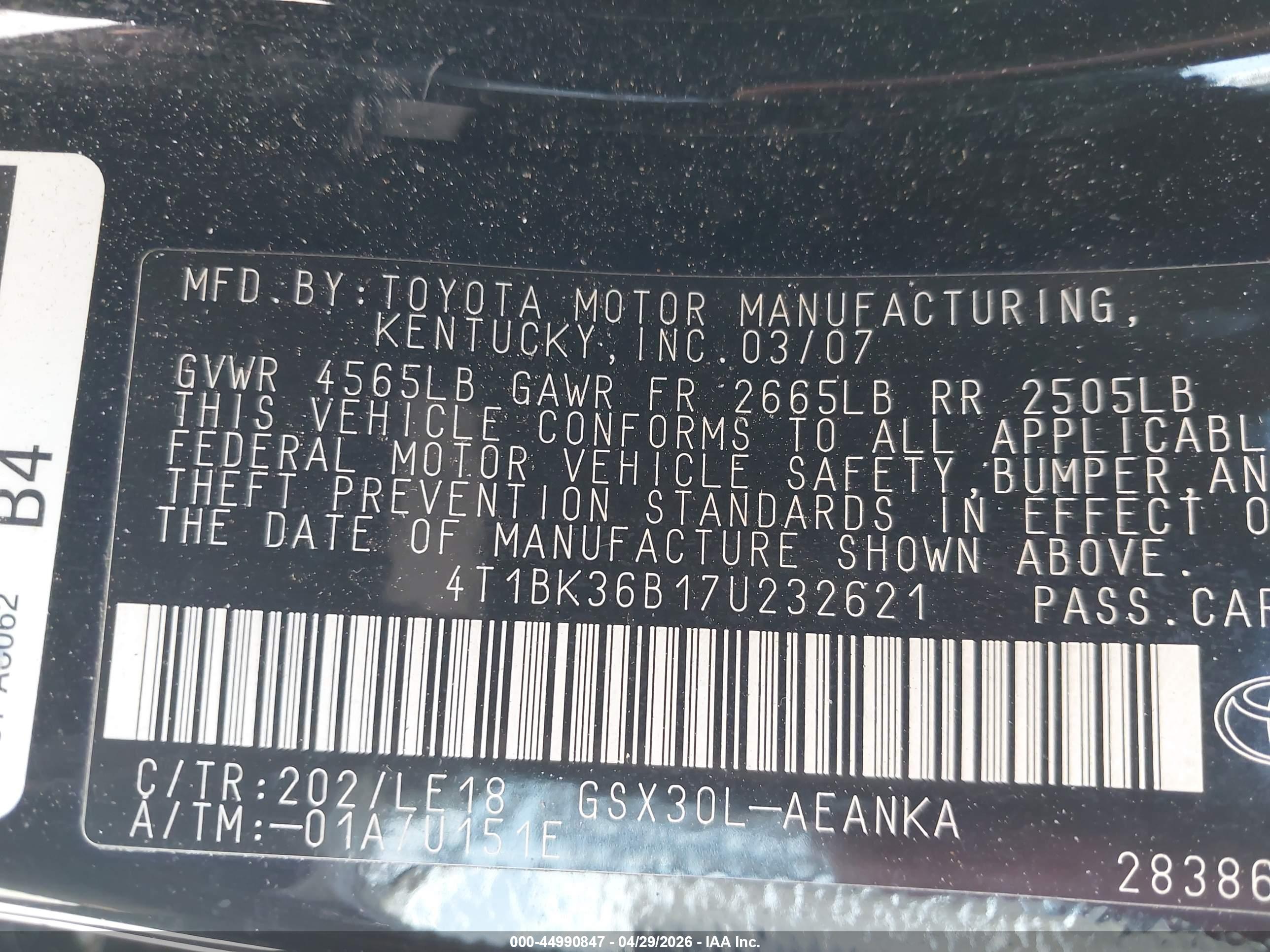 TOYOTA AVALON image 9
