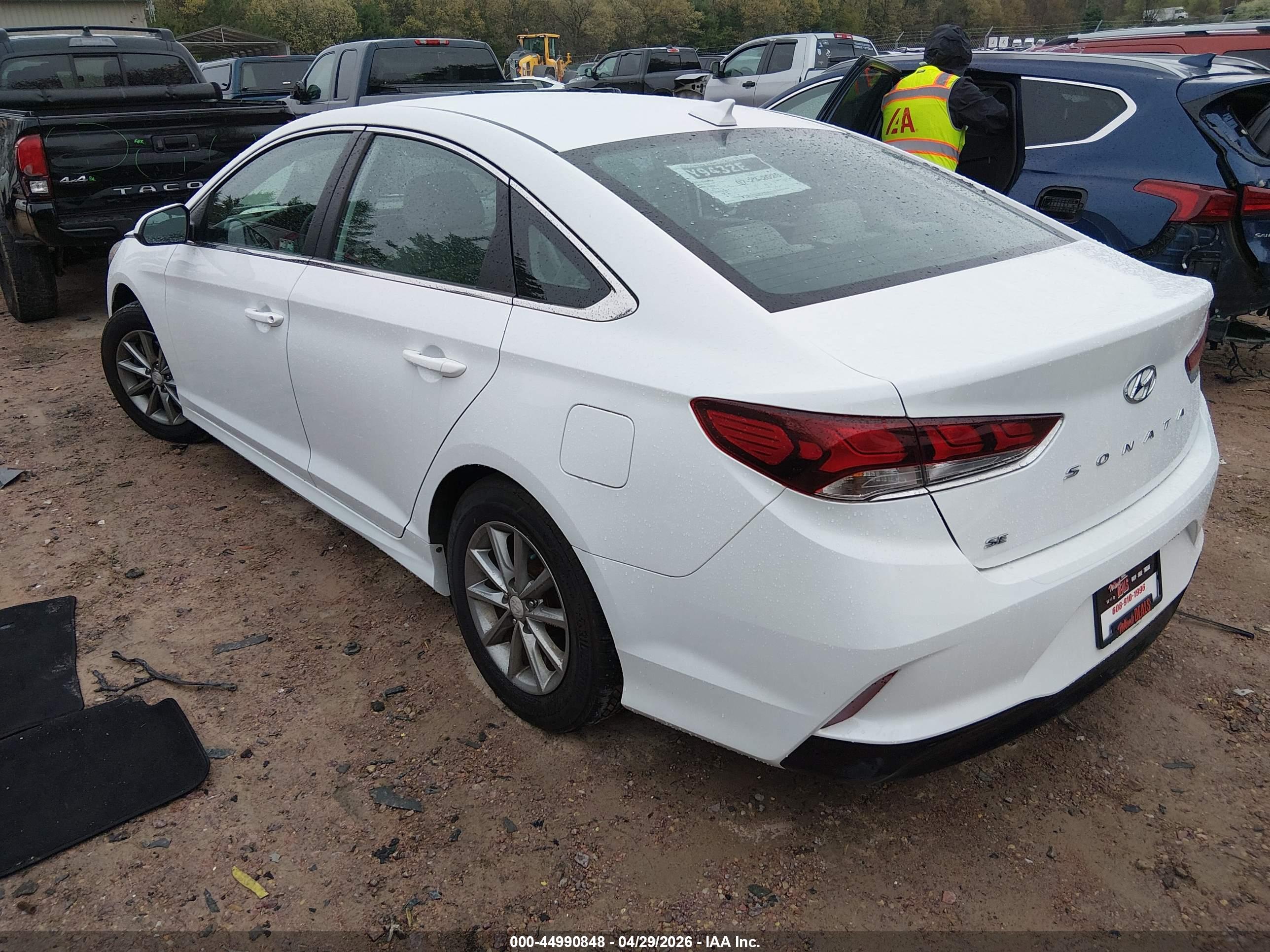 HYUNDAI SONATA image 3