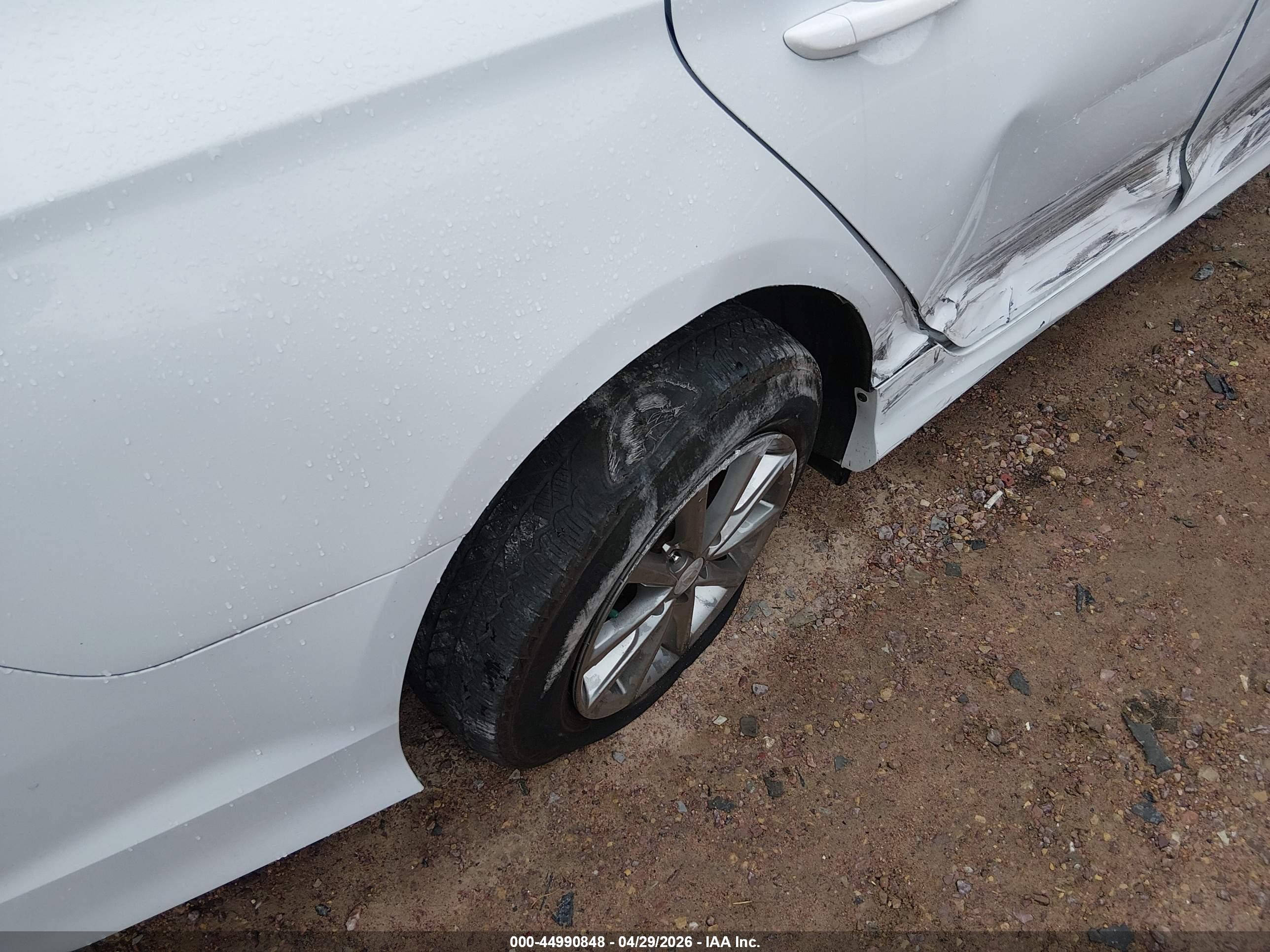 HYUNDAI SONATA image 6