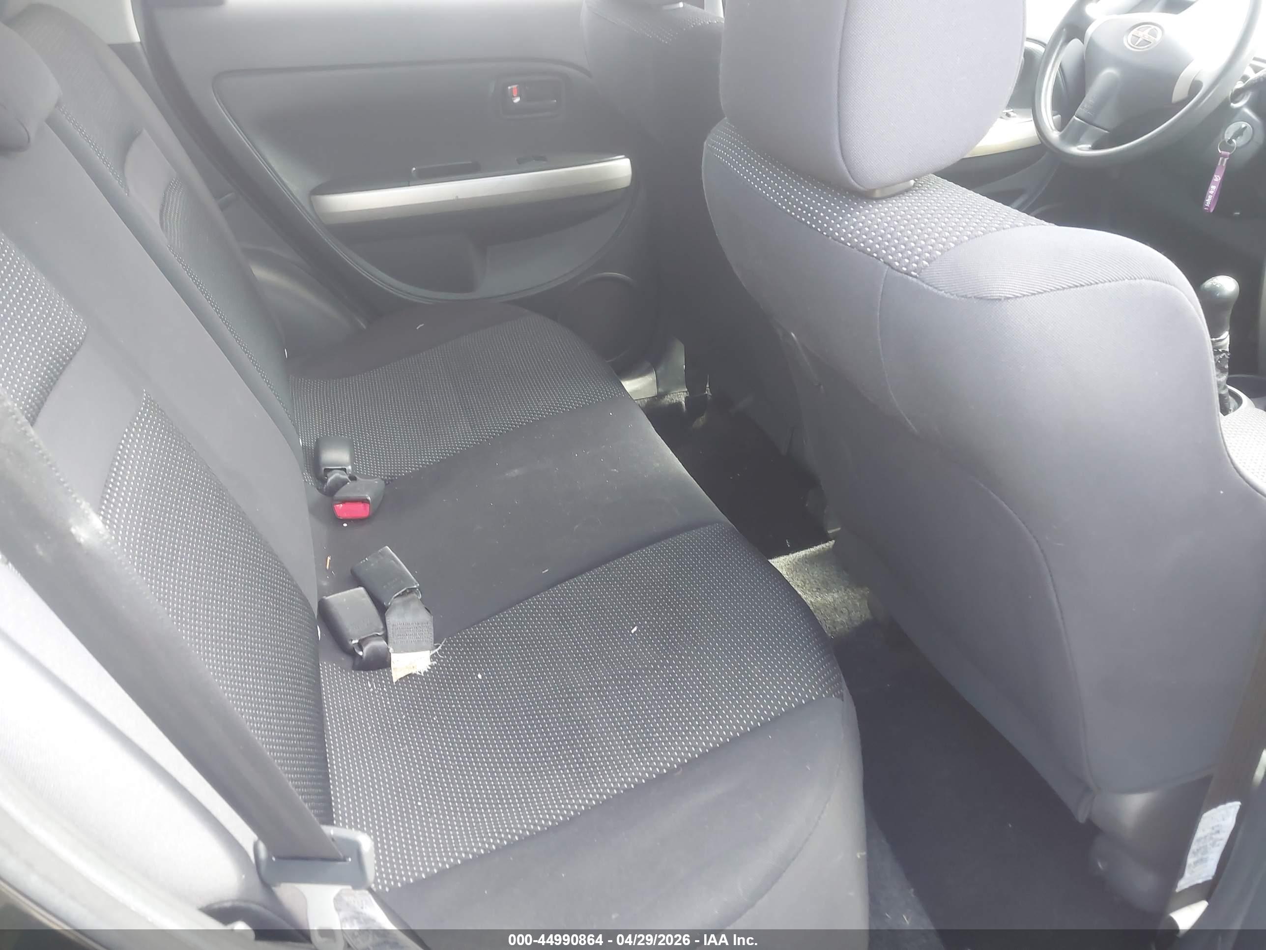 SCION XA image 8
